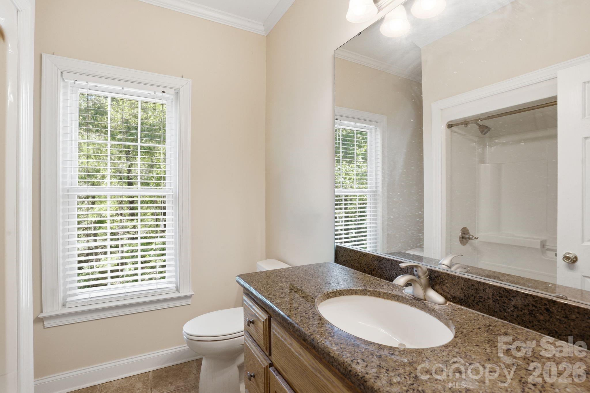 2275 River Road — Richfield