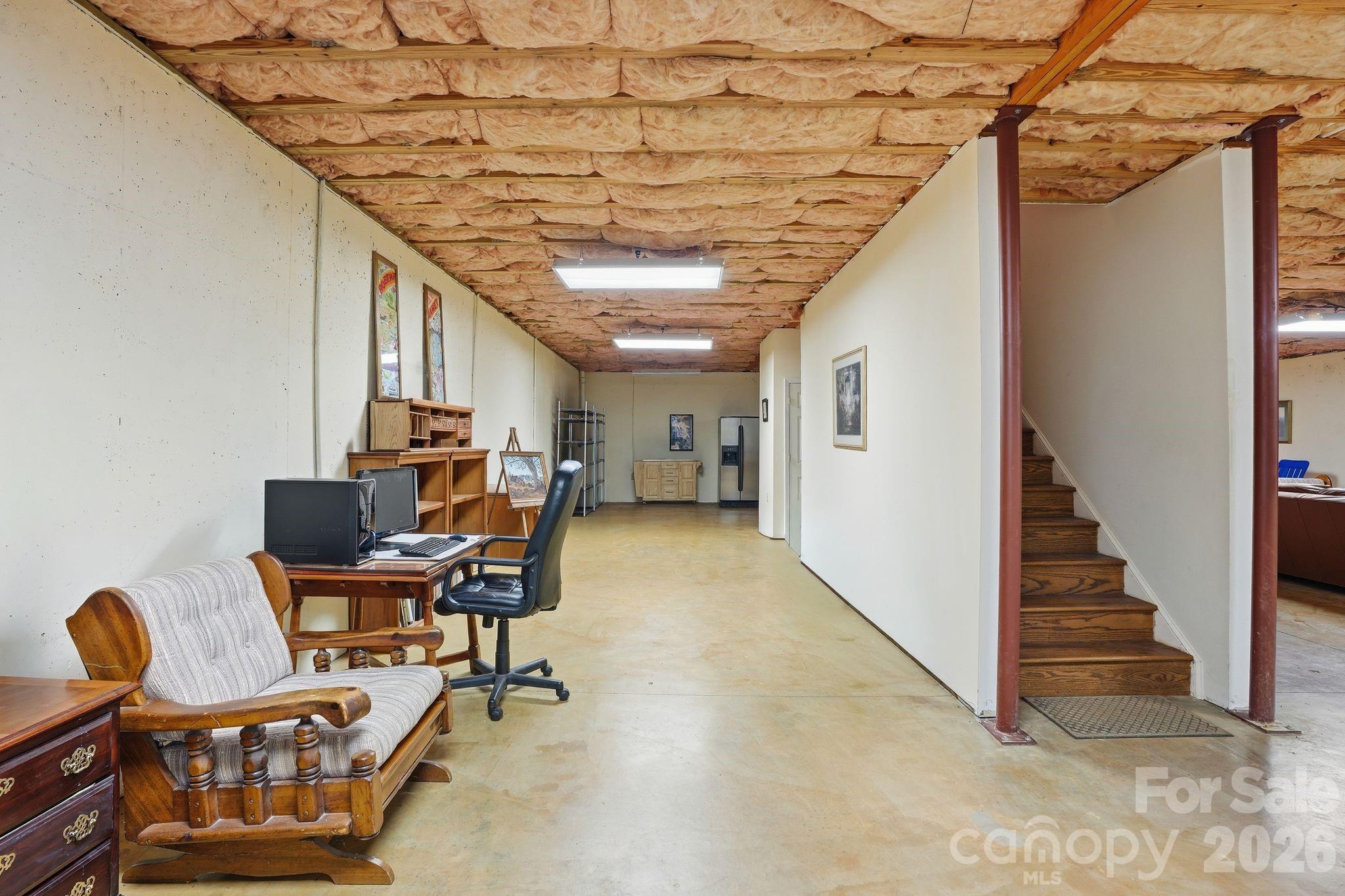 2275 River Road — Richfield