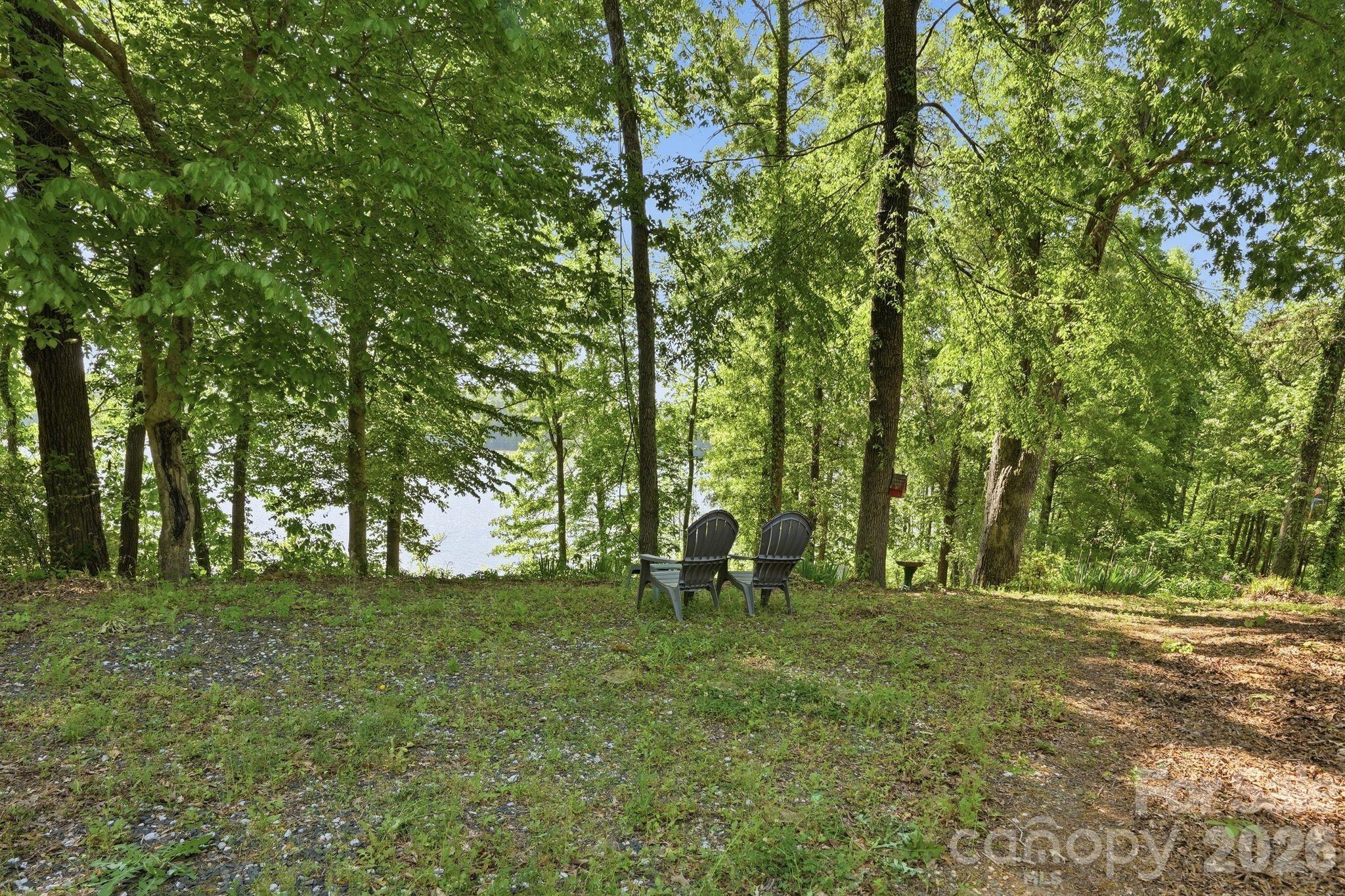 2275 River Road — Richfield