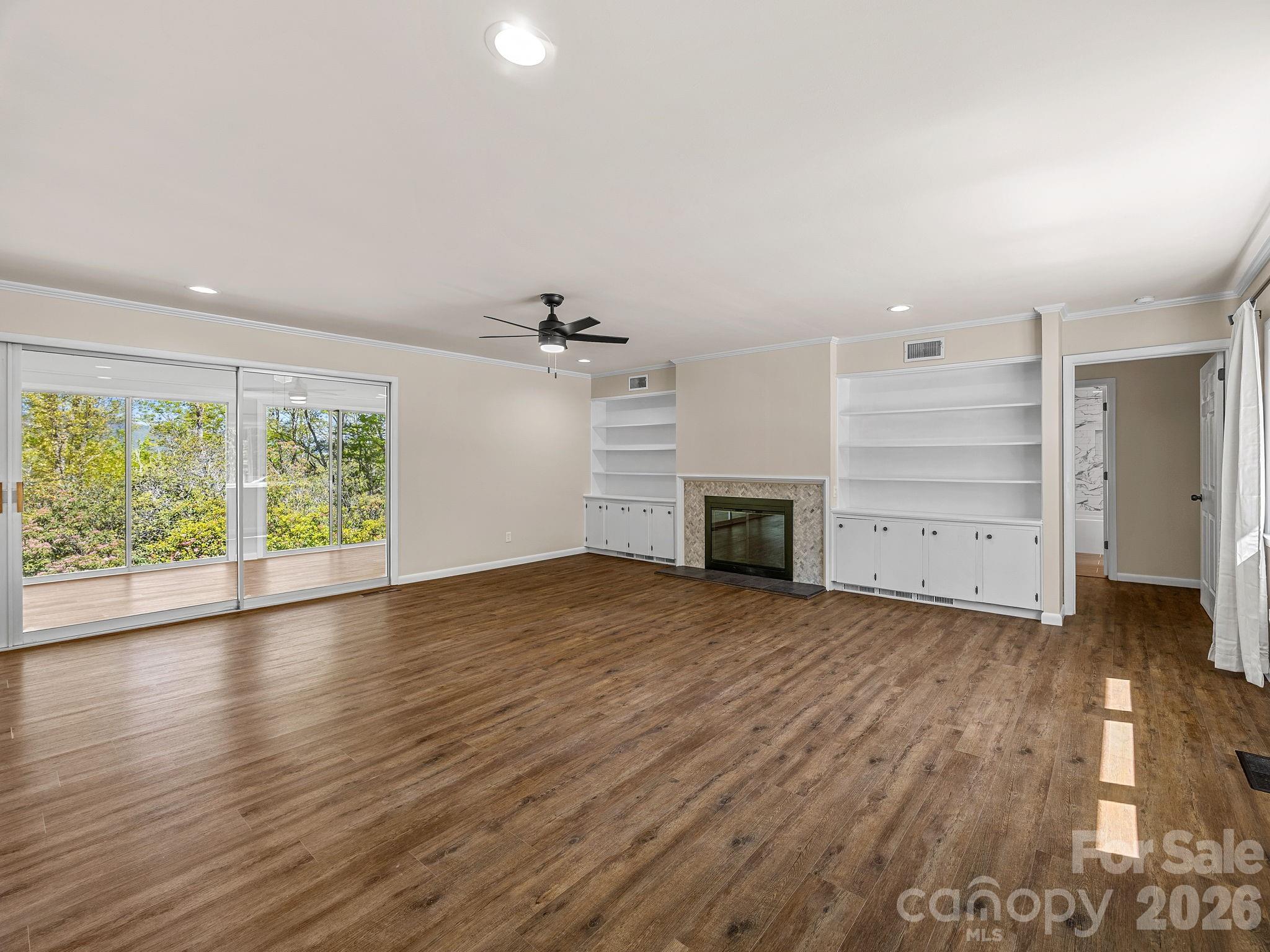 110 Persimmon Hill Court — Columbus