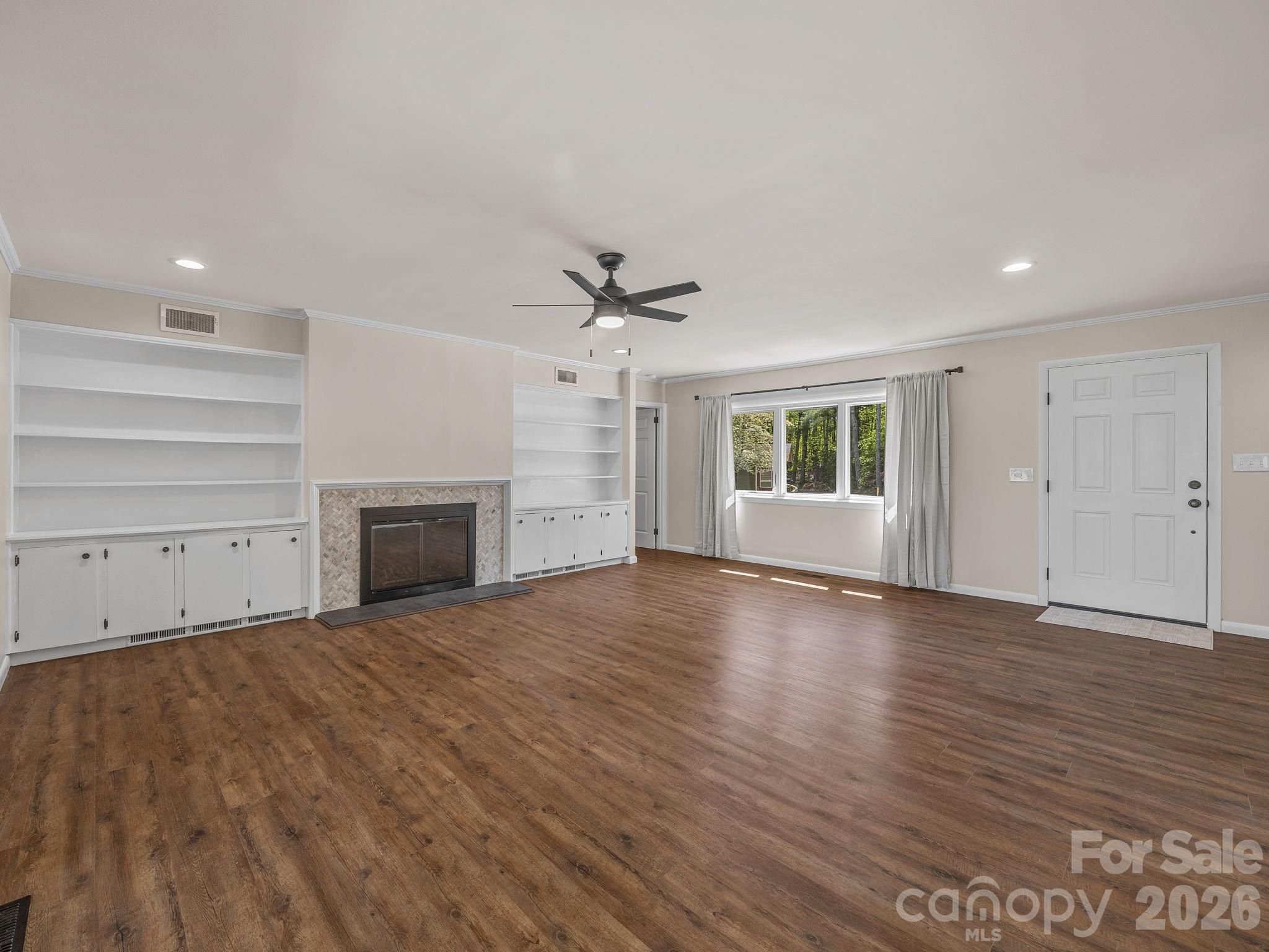 110 Persimmon Hill Court — Columbus