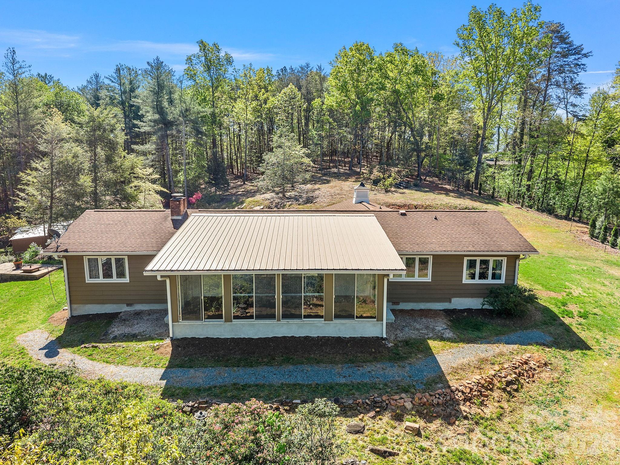 110 Persimmon Hill Court — Columbus