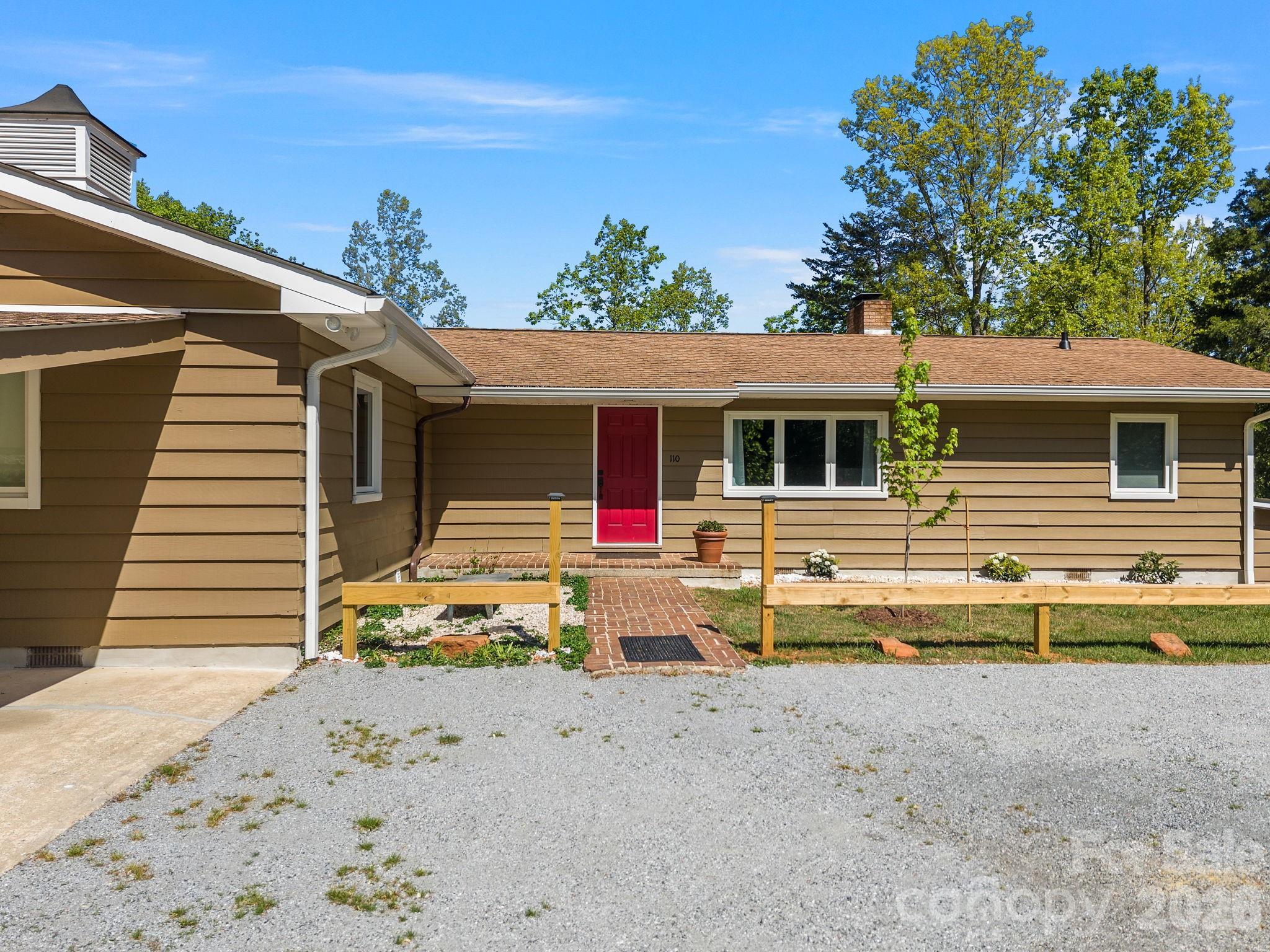 110 Persimmon Hill Court — Columbus