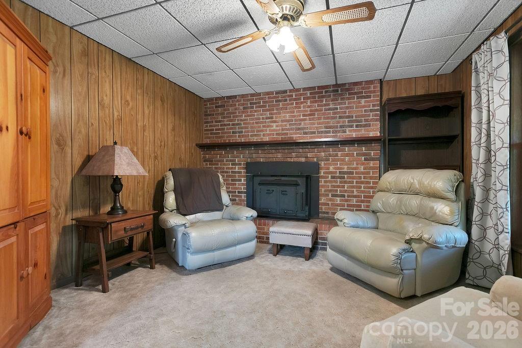 520 Blythe Road — Pisgah Forest