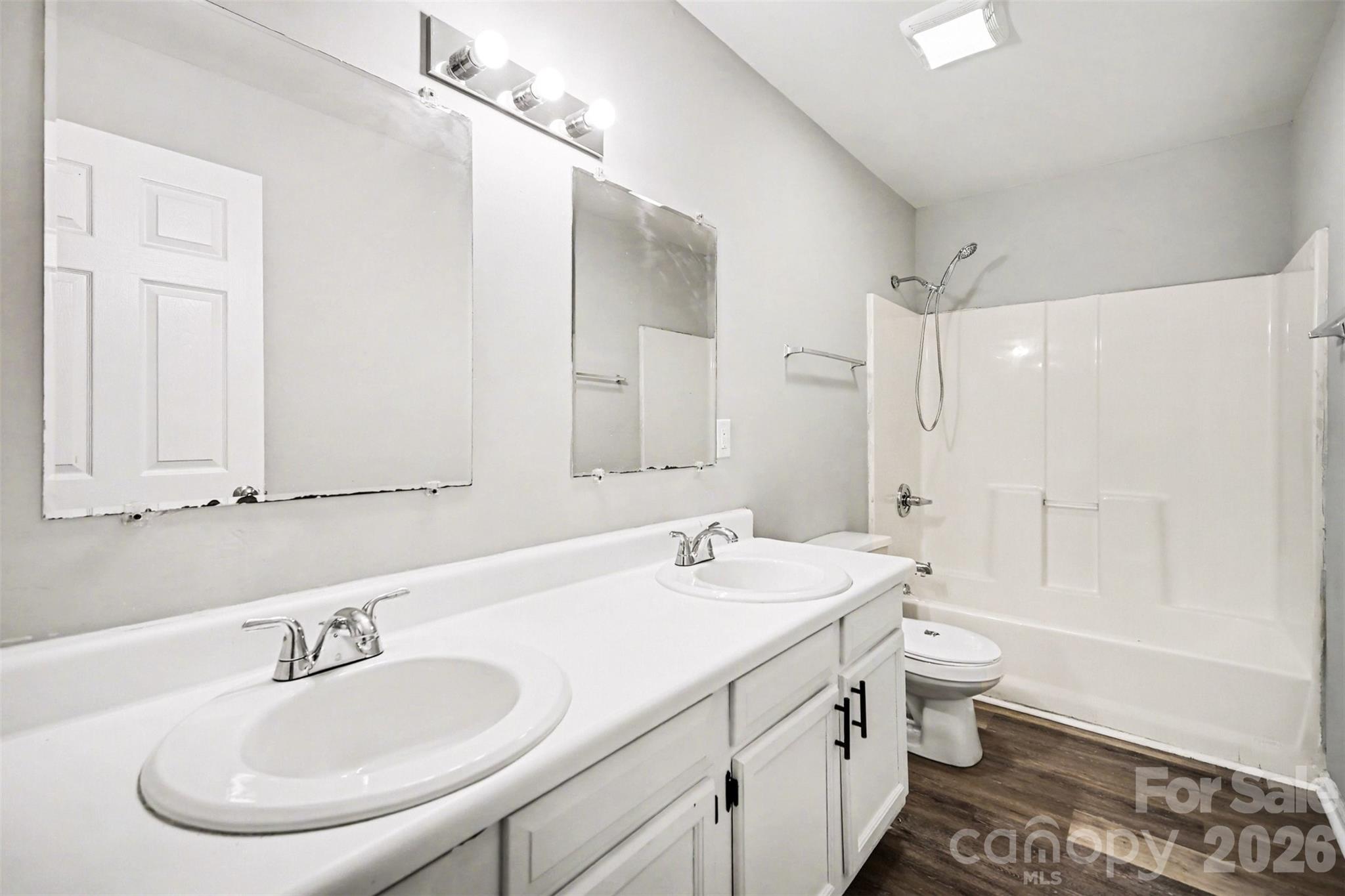 2612 Dundeen Street #8 — Charlotte