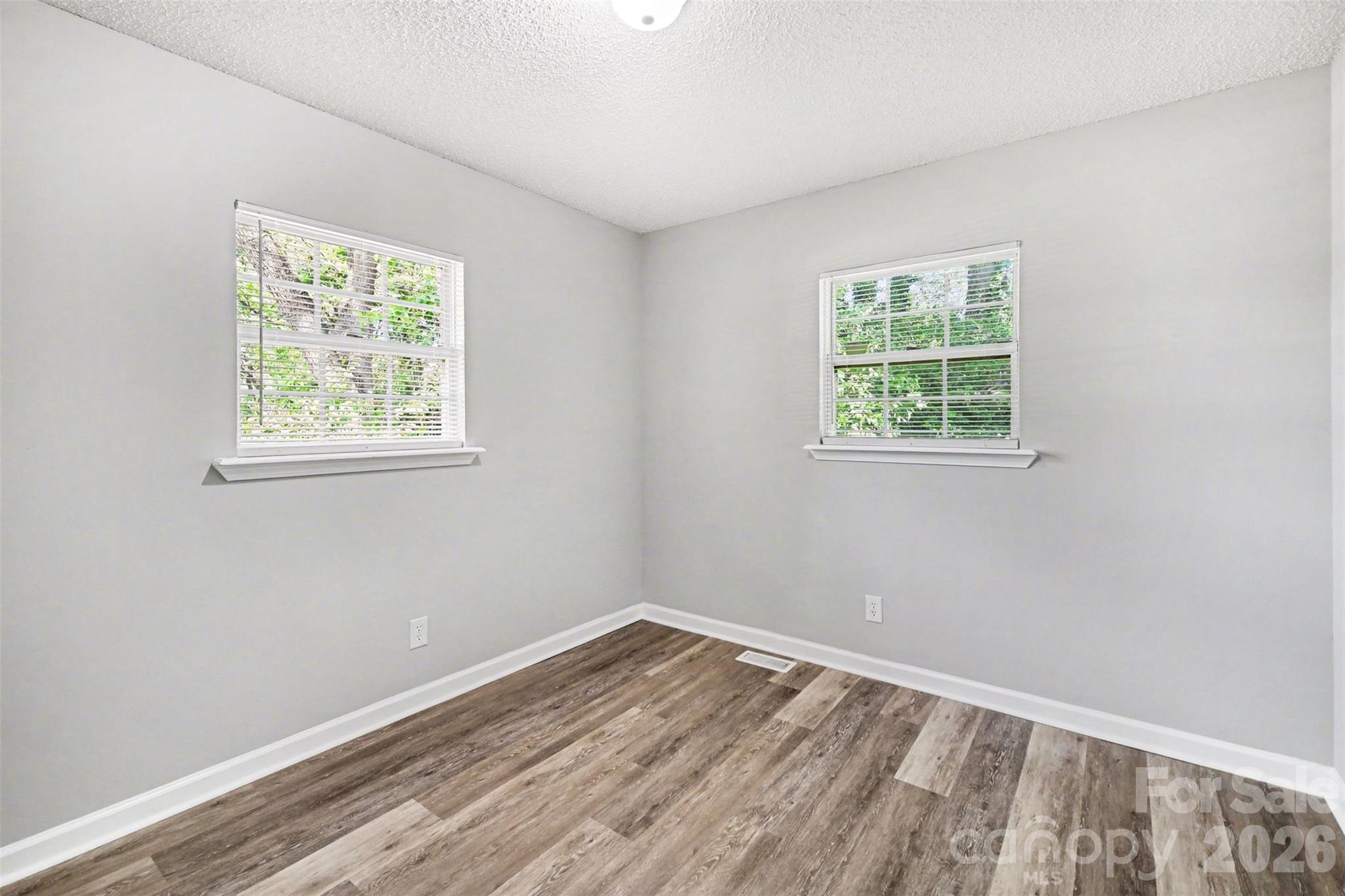 2612 Dundeen Street #8 — Charlotte