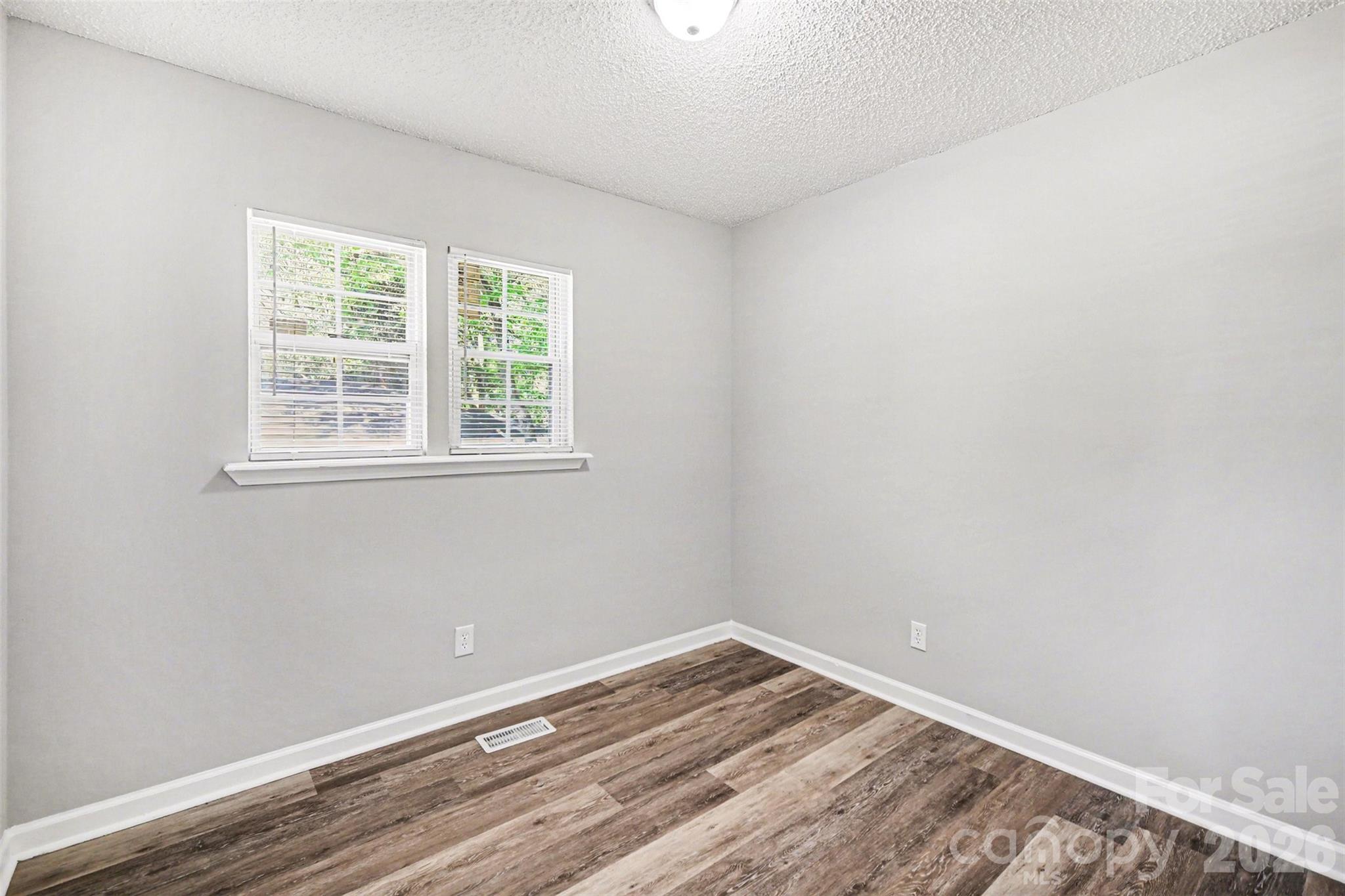 2612 Dundeen Street #8 — Charlotte