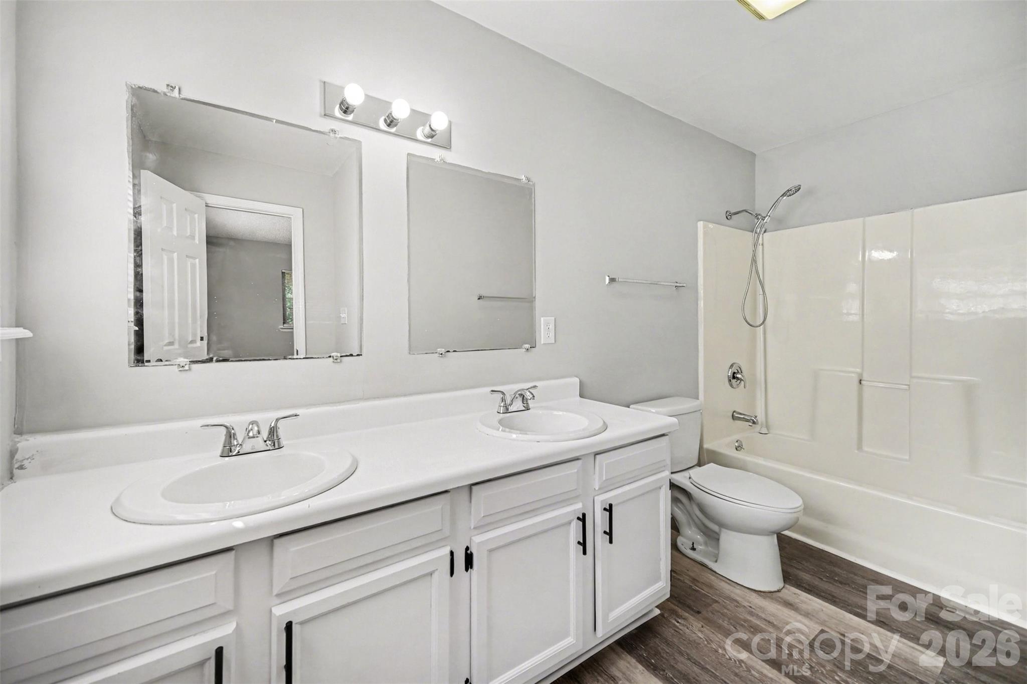 2612 Dundeen Street #8 — Charlotte