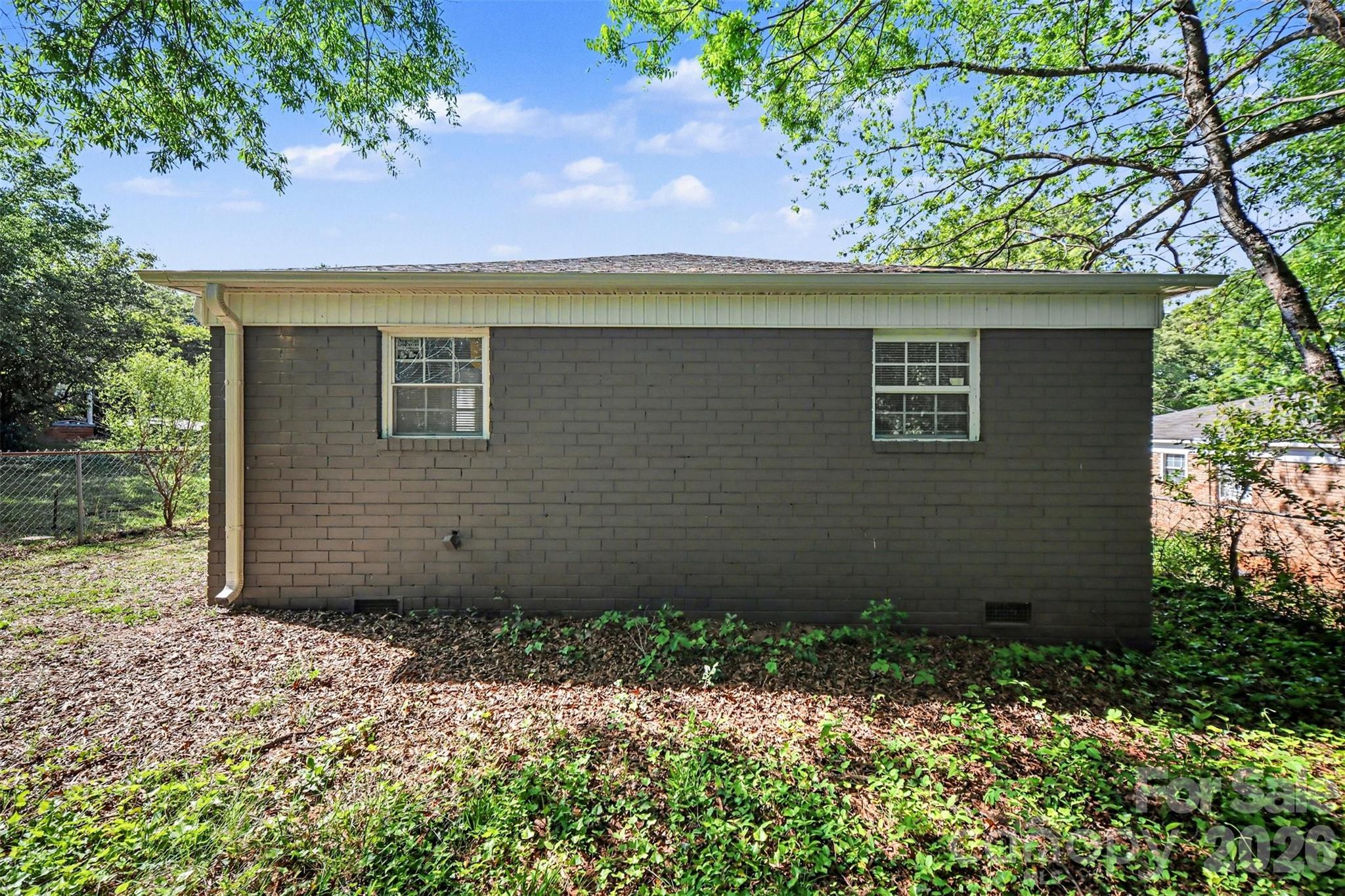 2612 Dundeen Street #8 — Charlotte