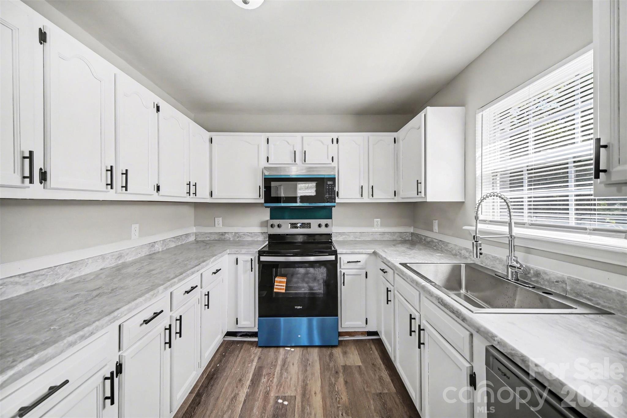 2612 Dundeen Street #8 — Charlotte