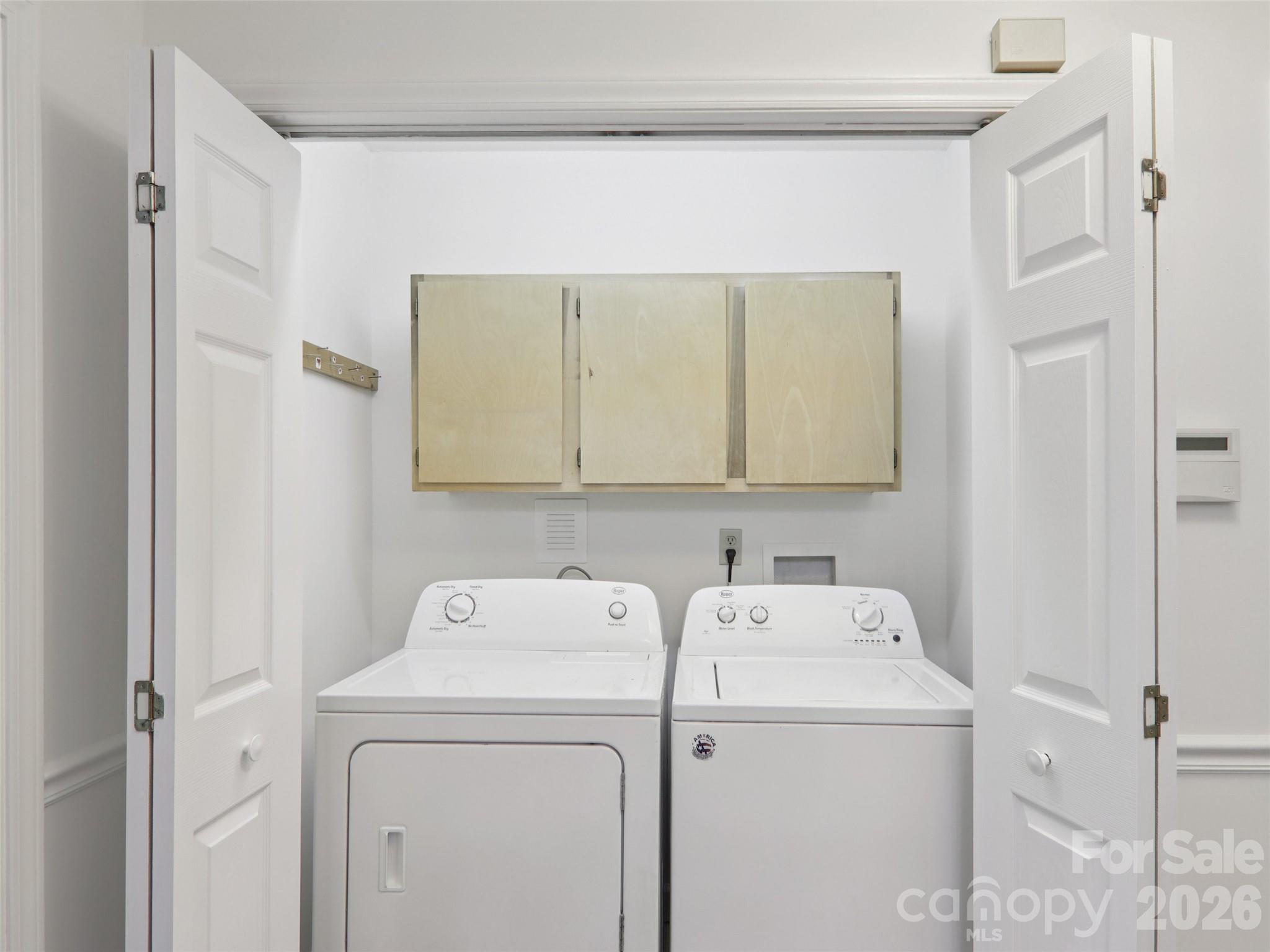 927 Ladson Road — Mills River