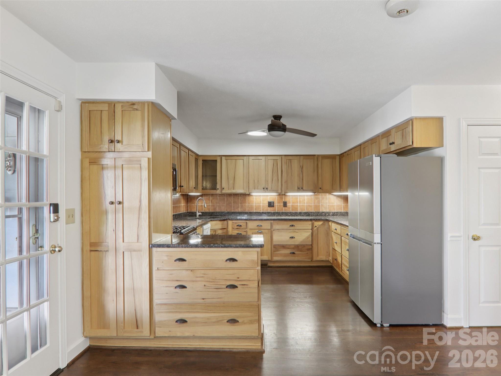 927 Ladson Road — Mills River