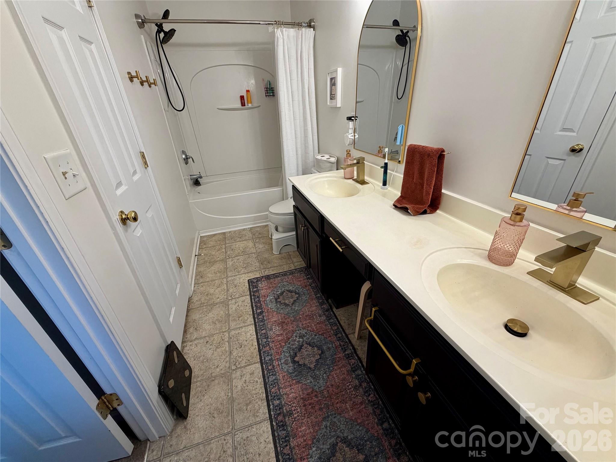 732 Rock Lake Glen — Fort Mill