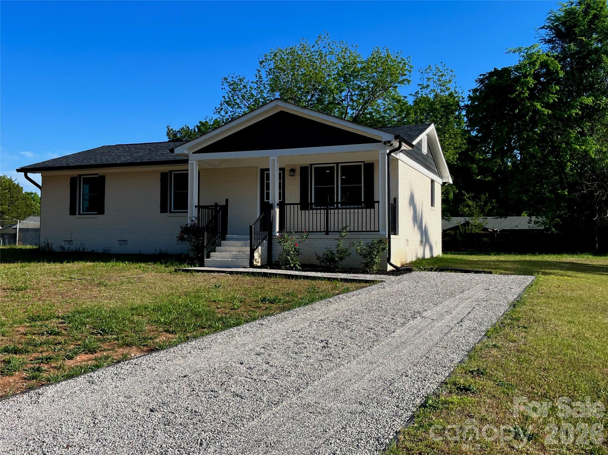 102 Arbor Court — Chester