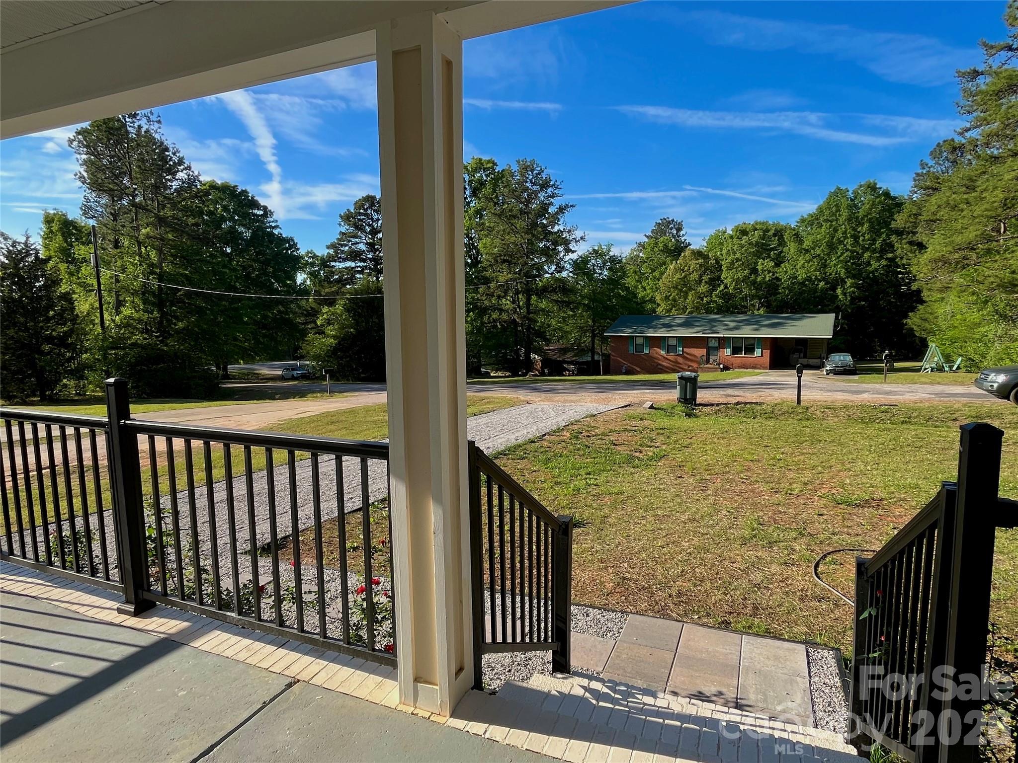 102 Arbor Court — Chester