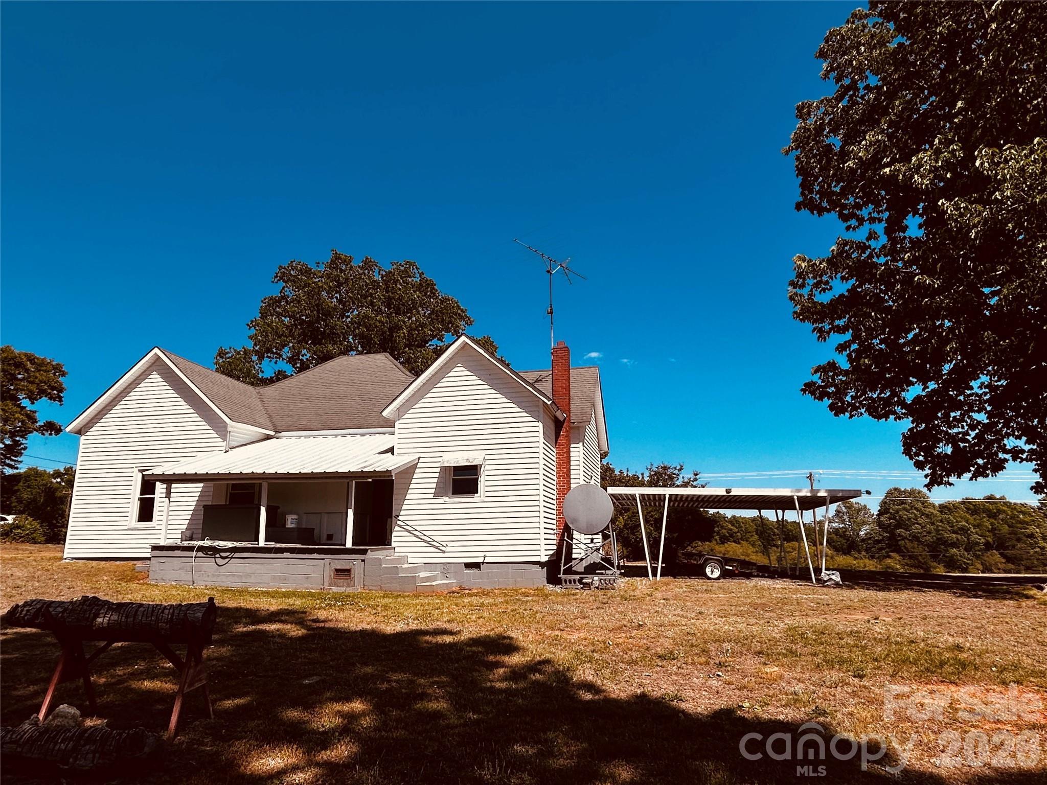 6546 W NC 10 Highway — Vale