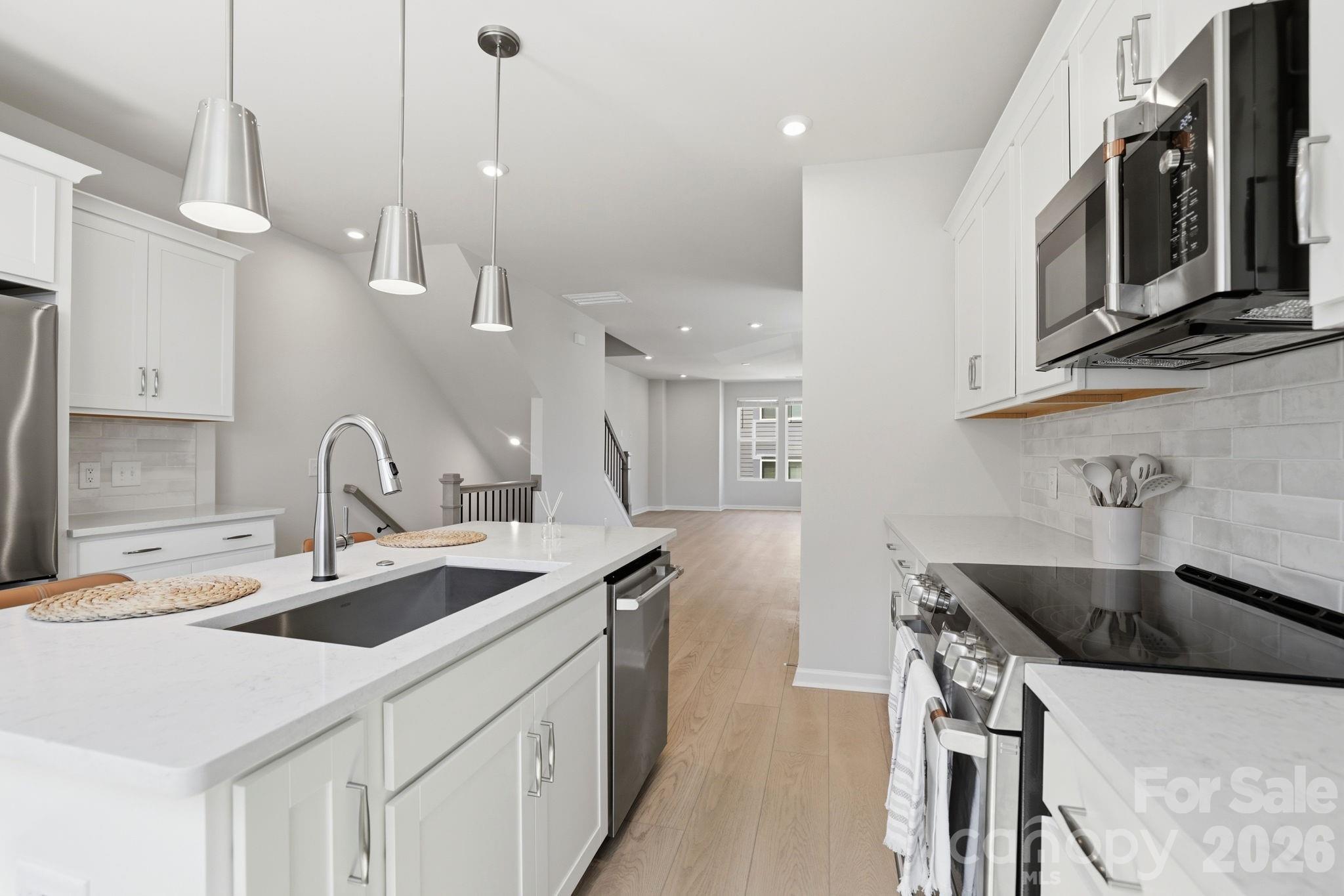 5525 Swaling Street — Charlotte