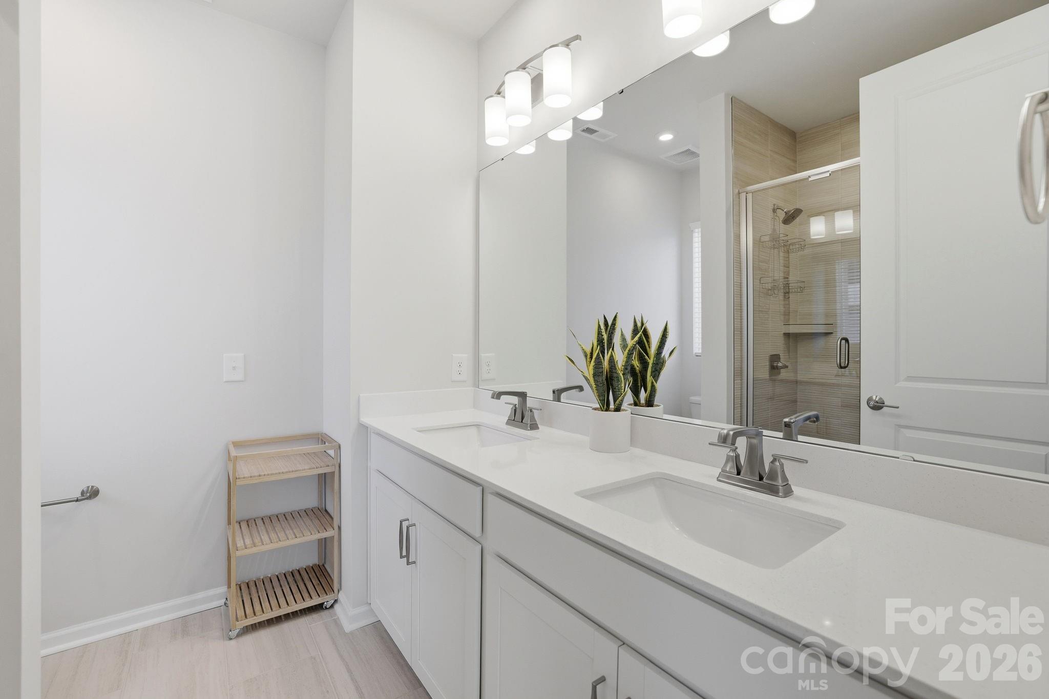 5525 Swaling Street — Charlotte