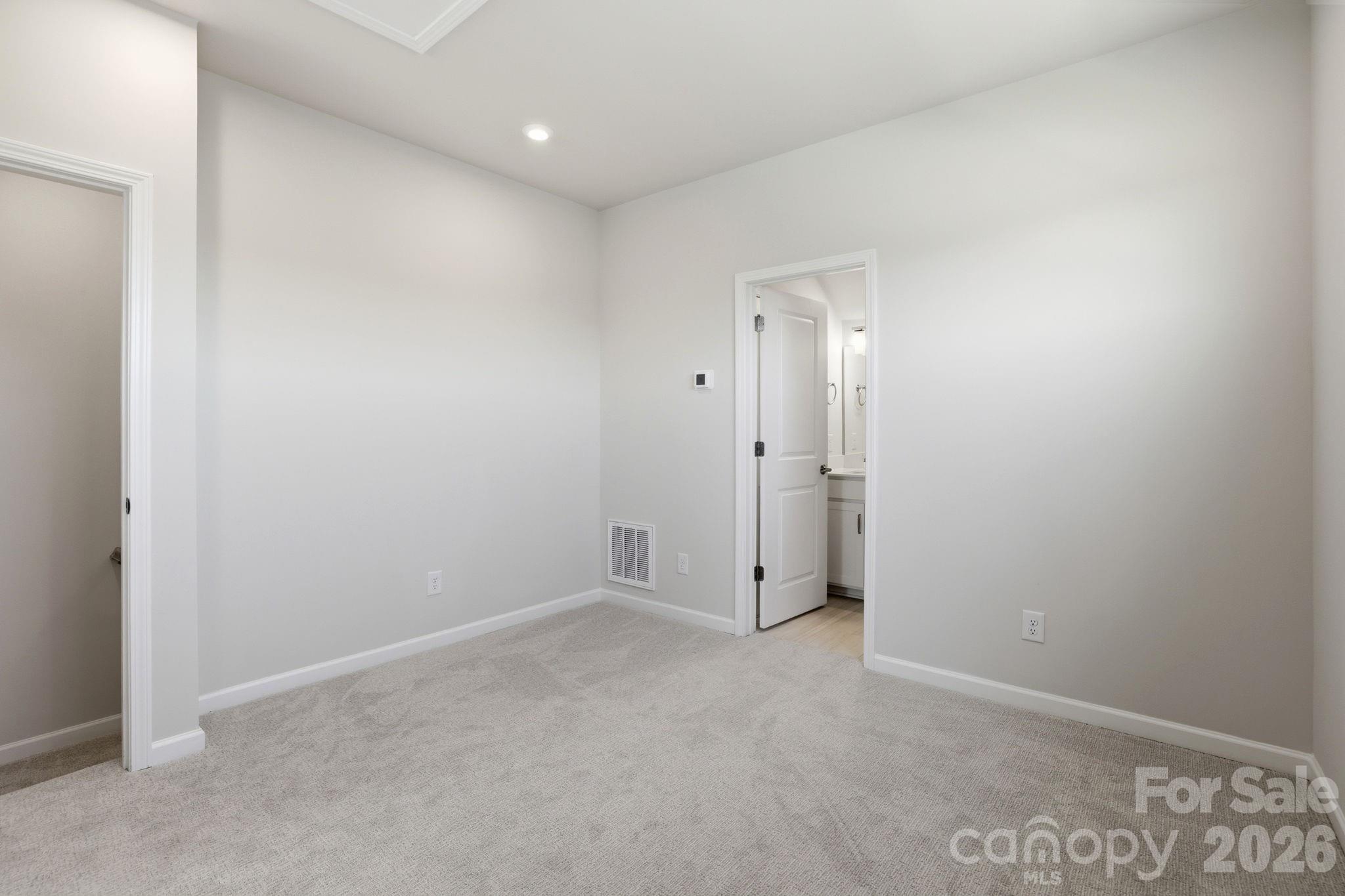5525 Swaling Street — Charlotte