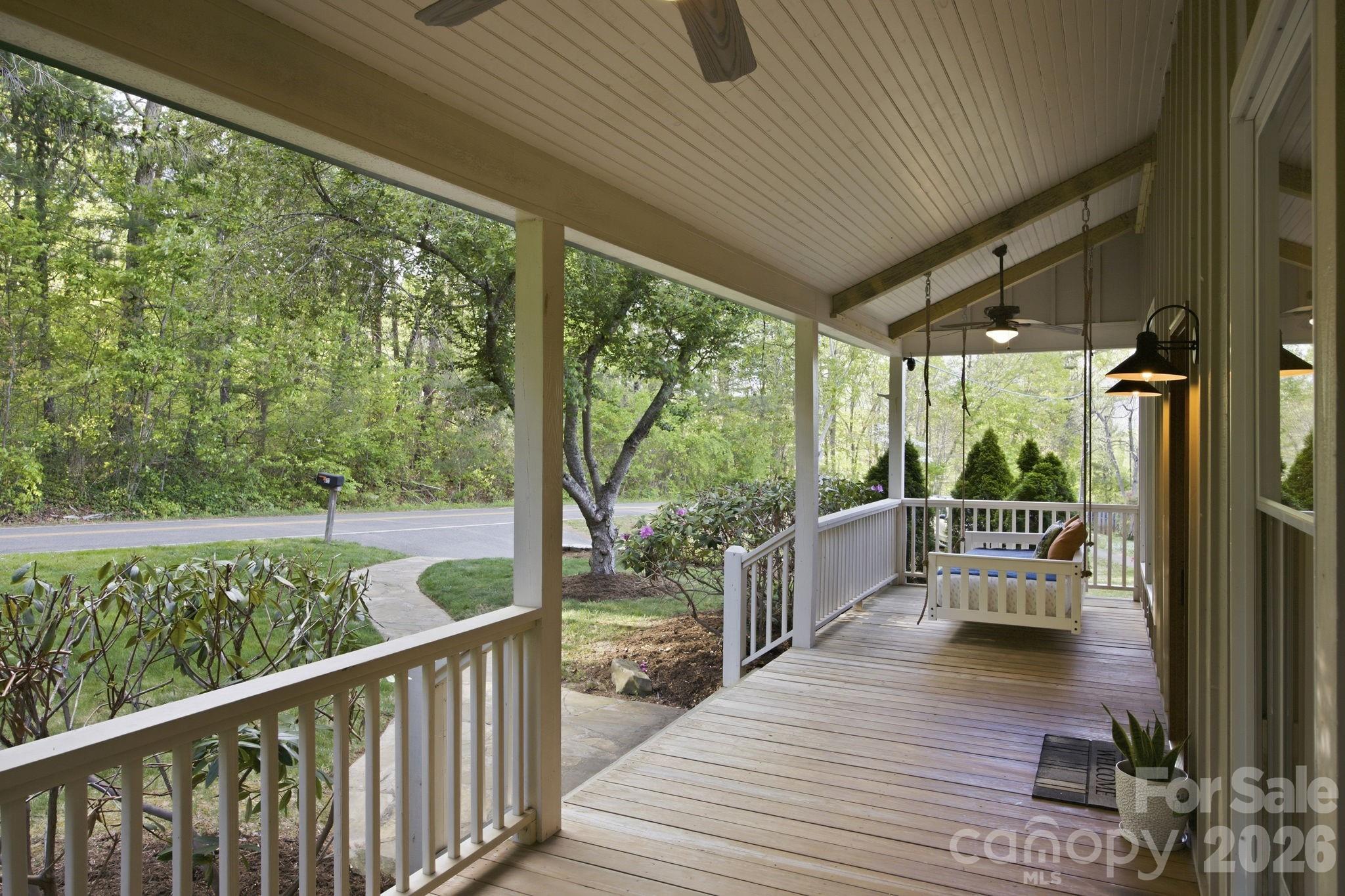 612 Christian Creek Road — Swannanoa