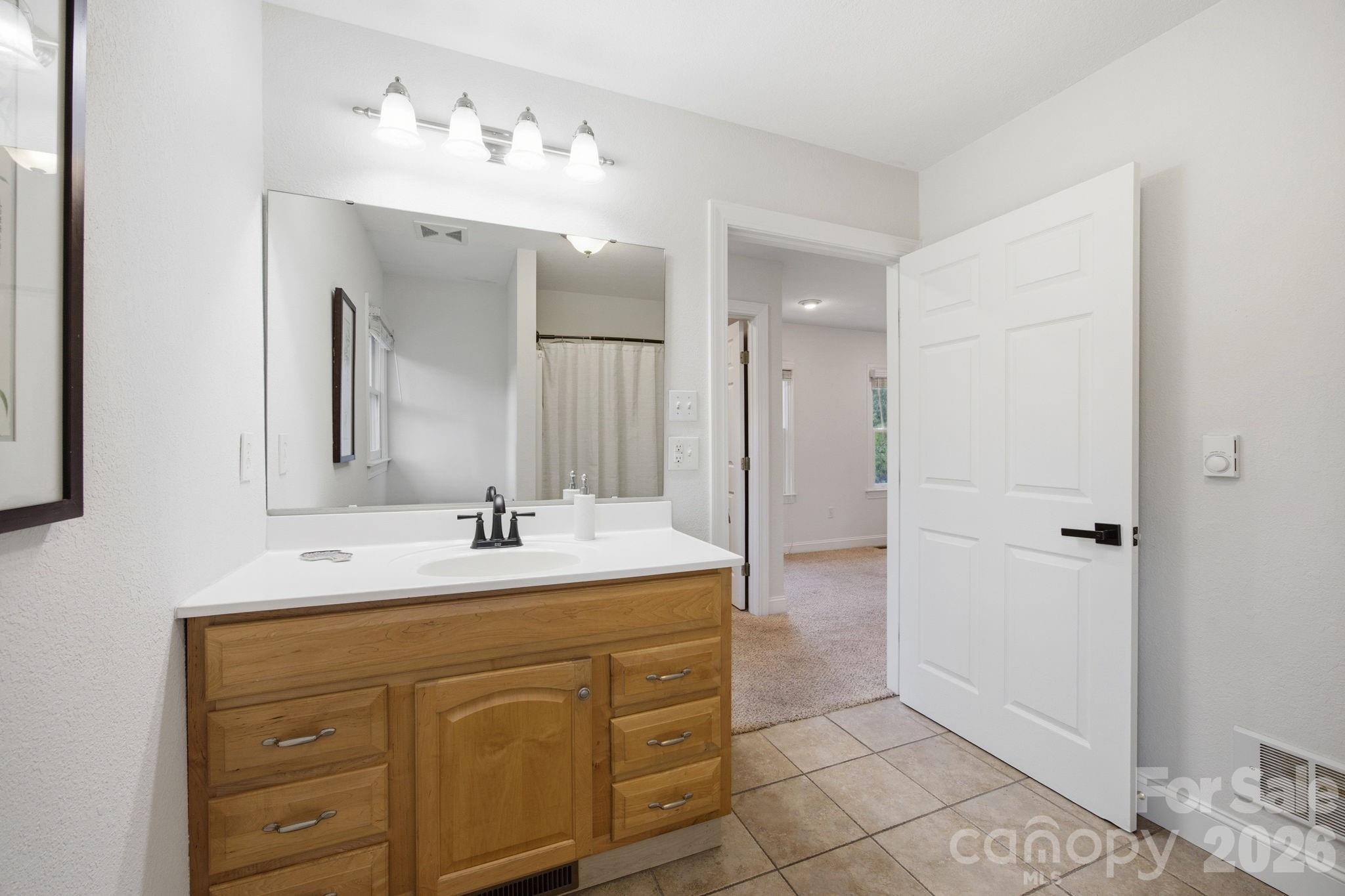 612 Christian Creek Road — Swannanoa