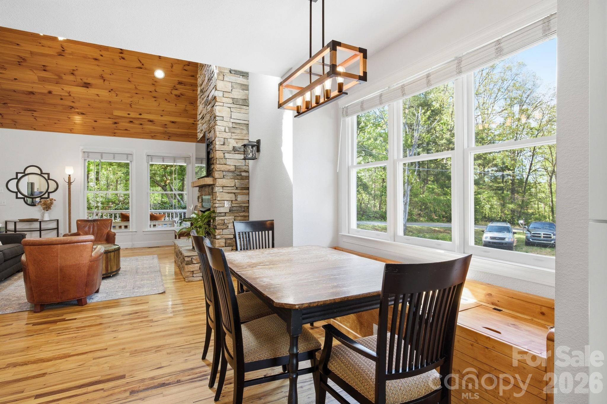 612 Christian Creek Road — Swannanoa