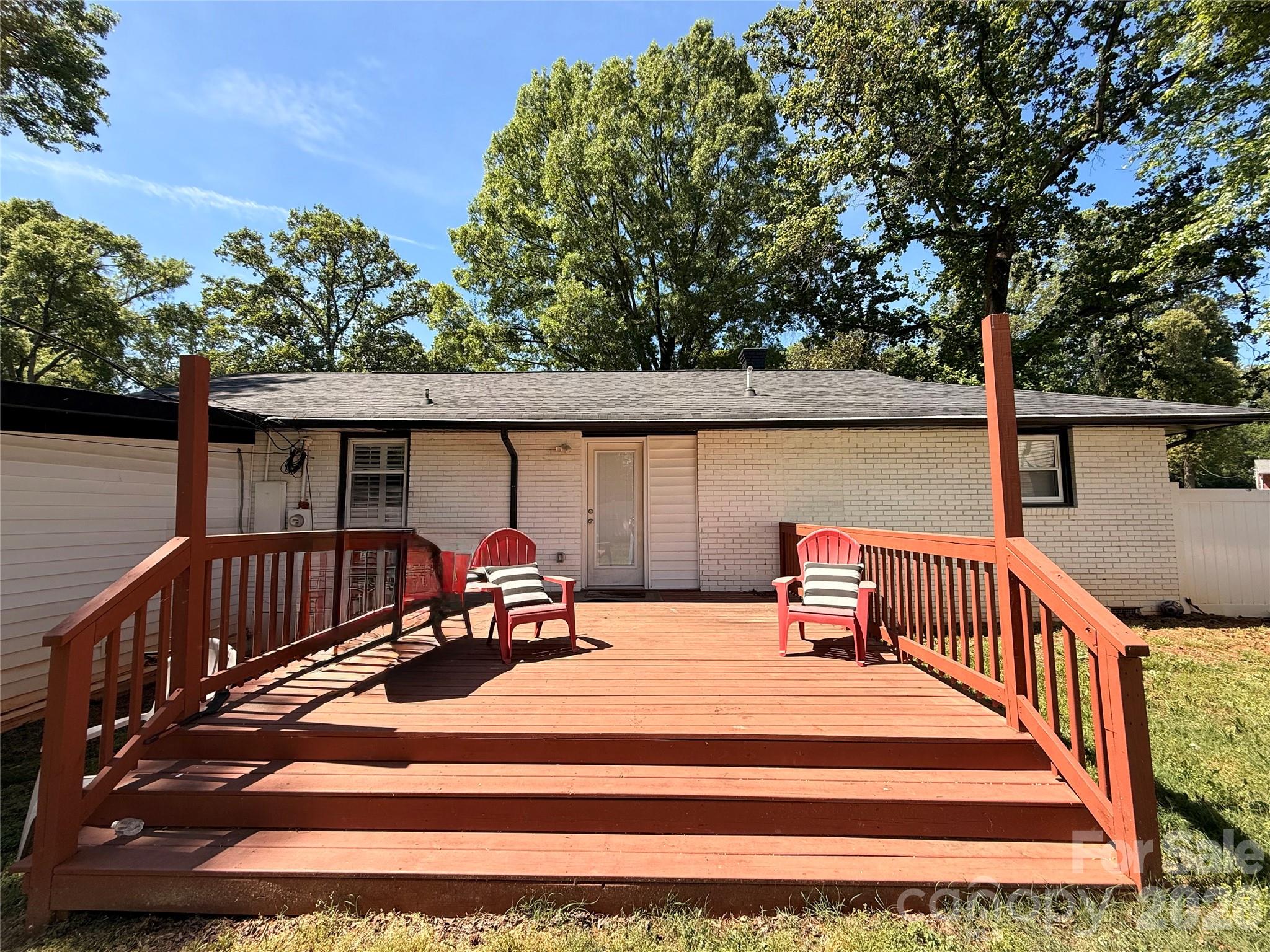 401 Rutland Drive — Charlotte