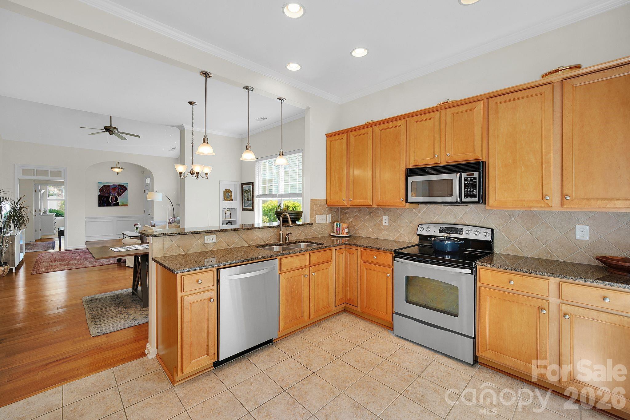 602 Pine Links Drive — Tega Cay