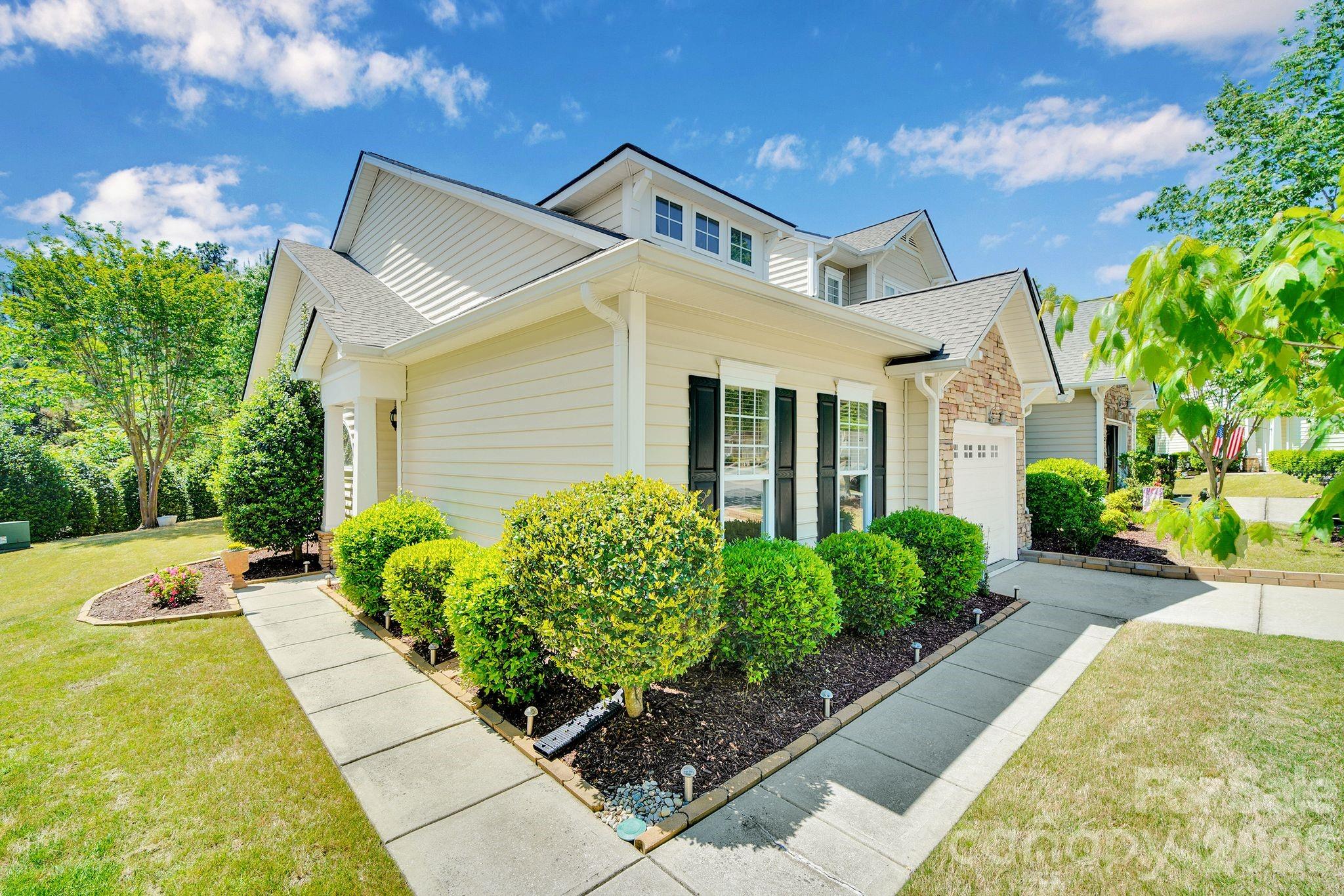 602 Pine Links Drive — Tega Cay