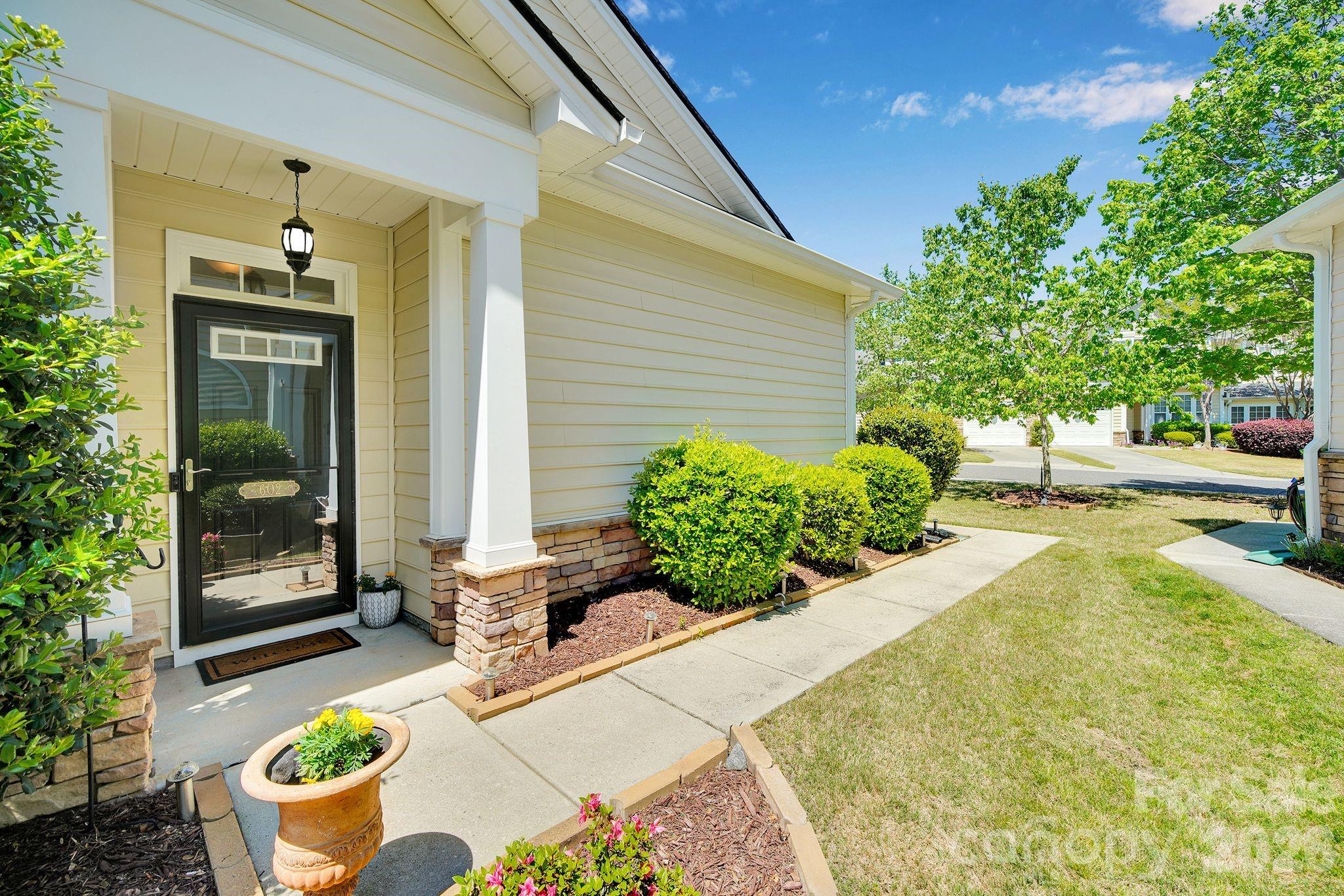 602 Pine Links Drive — Tega Cay