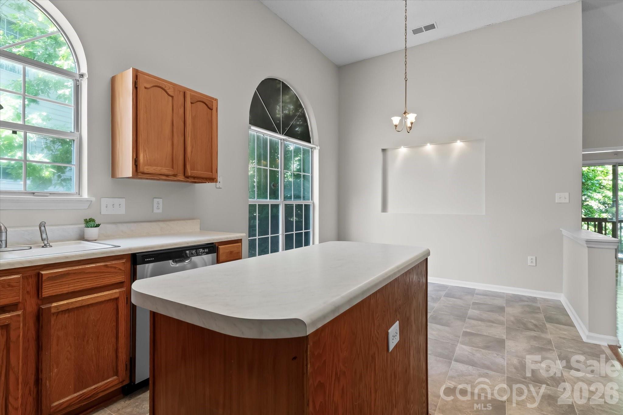 11823 Harris Ridge Drive — Charlotte