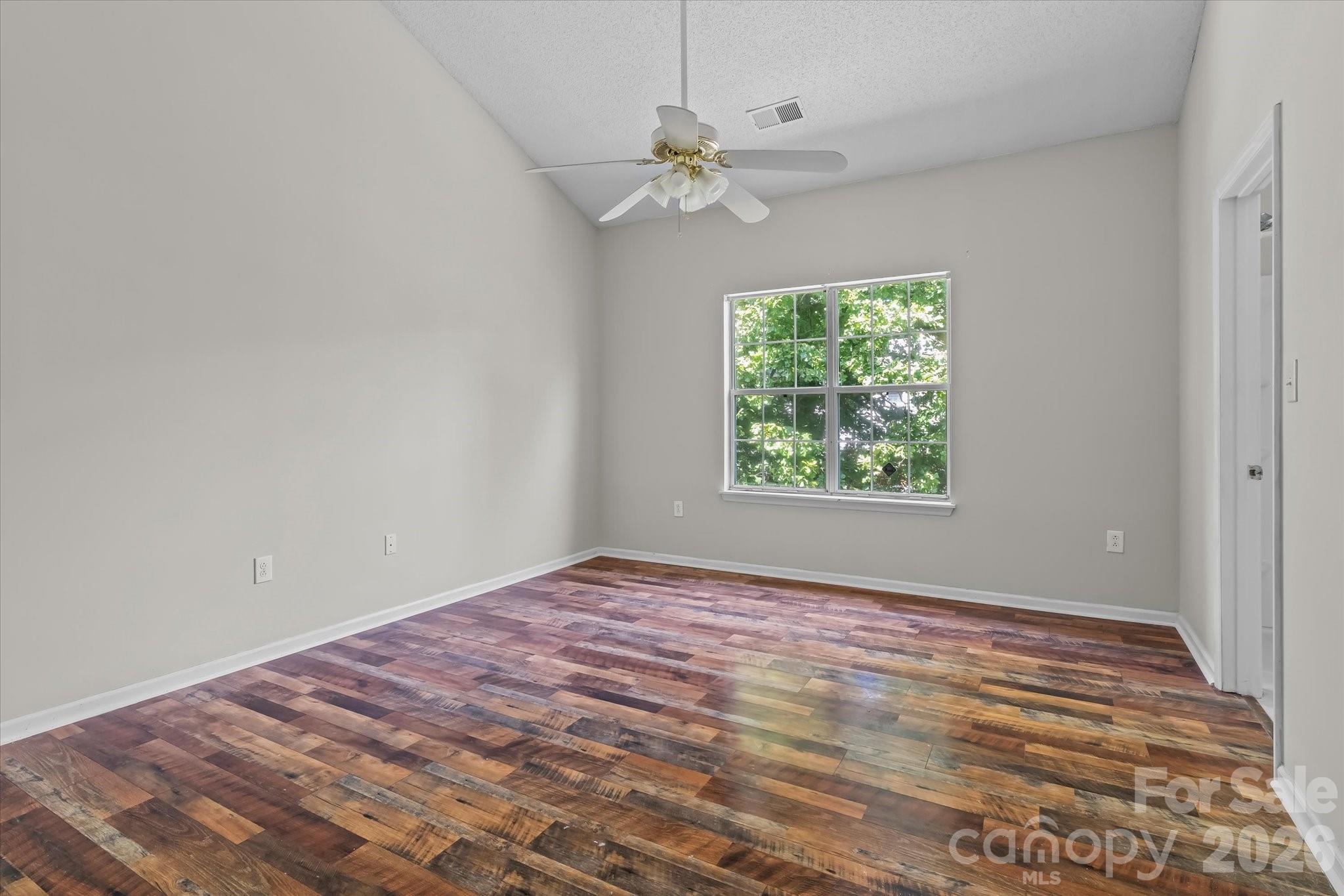 11823 Harris Ridge Drive — Charlotte