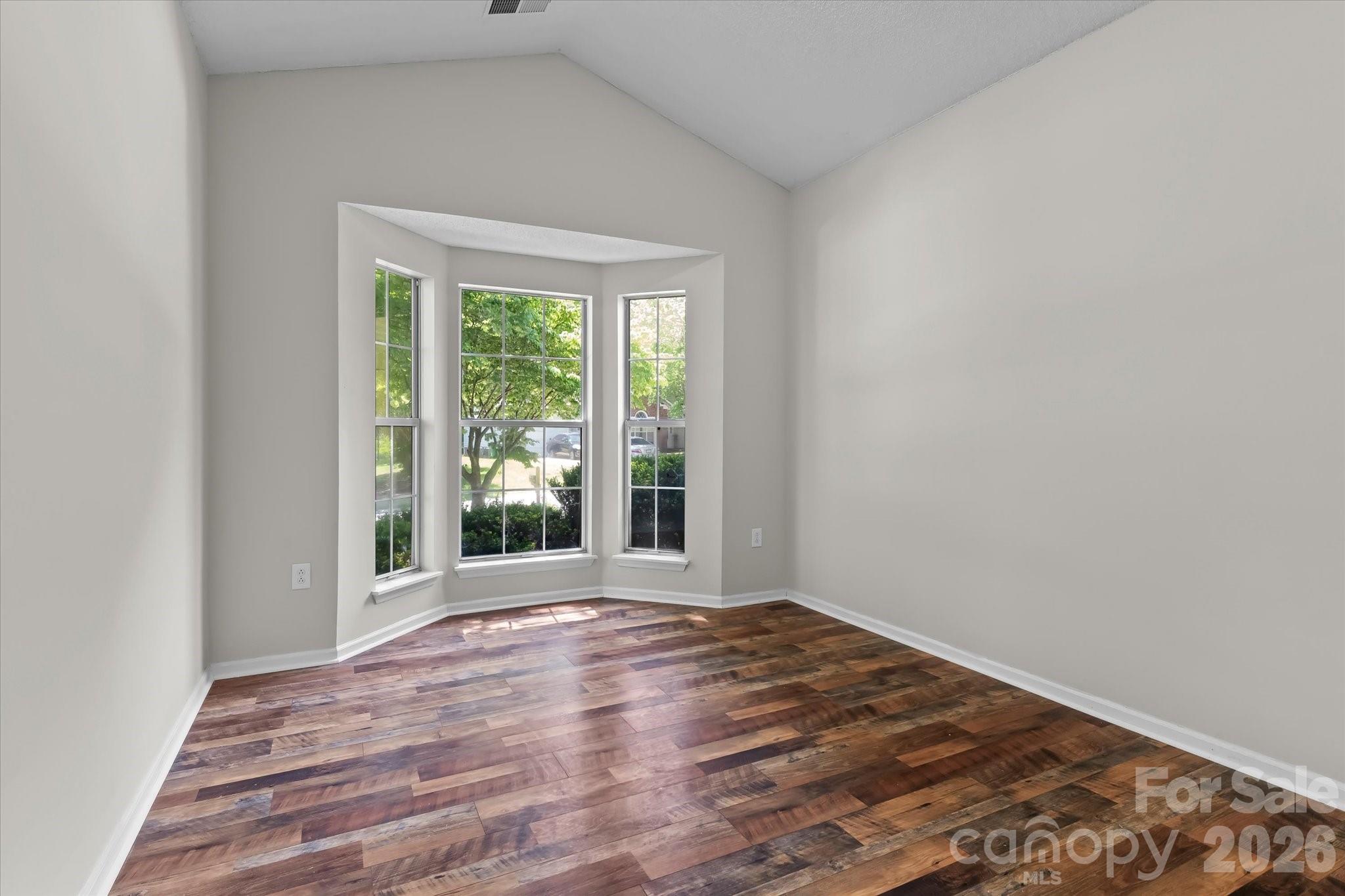 11823 Harris Ridge Drive — Charlotte
