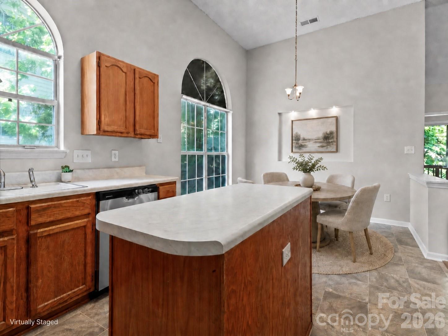 11823 Harris Ridge Drive — Charlotte