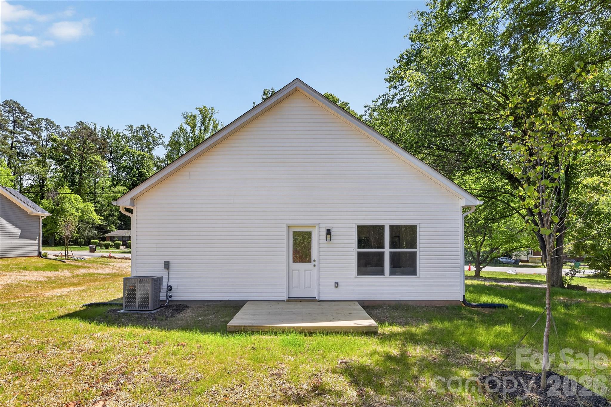 2111 S Gardner Street — Gastonia