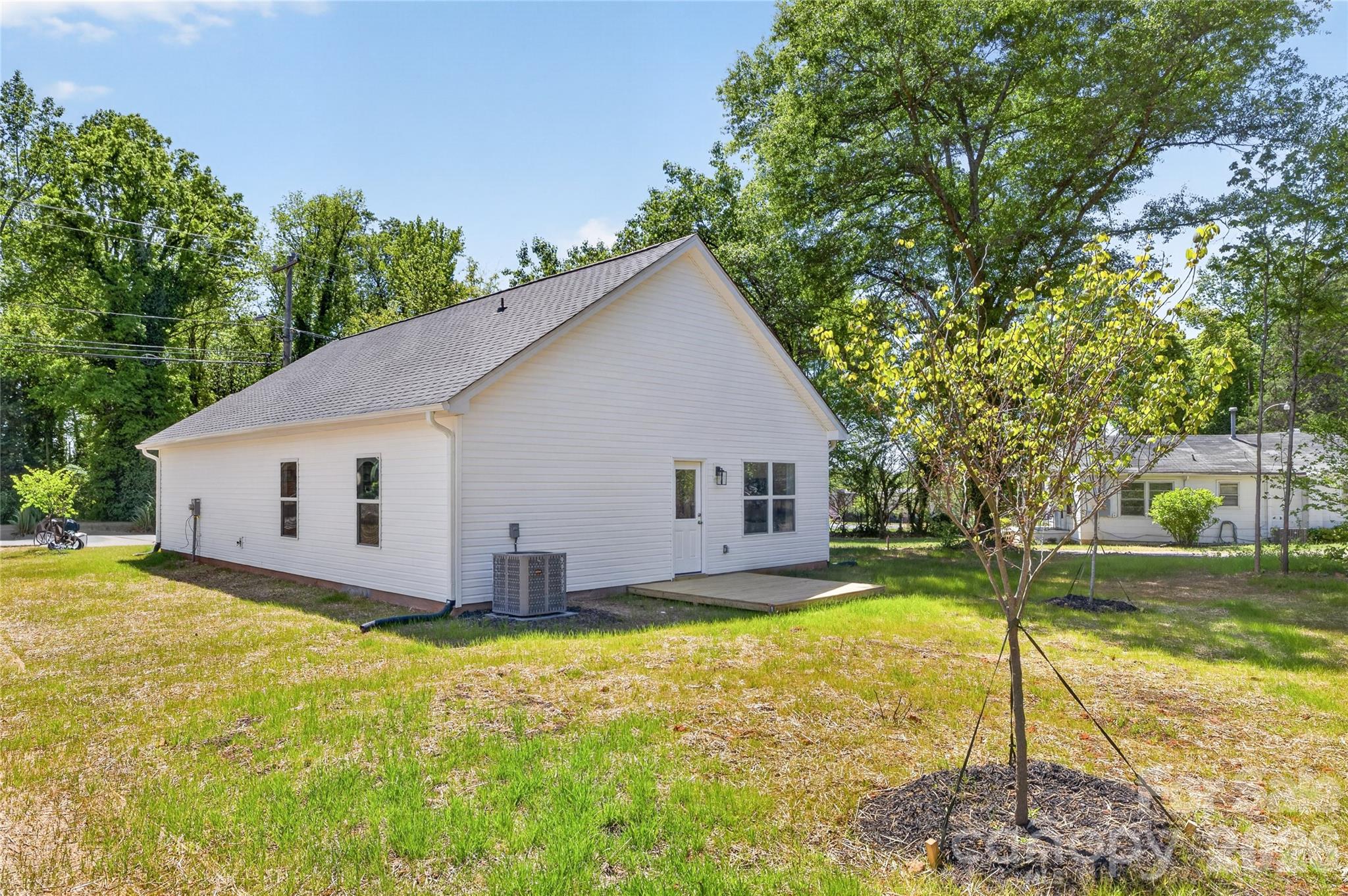 2111 S Gardner Street — Gastonia