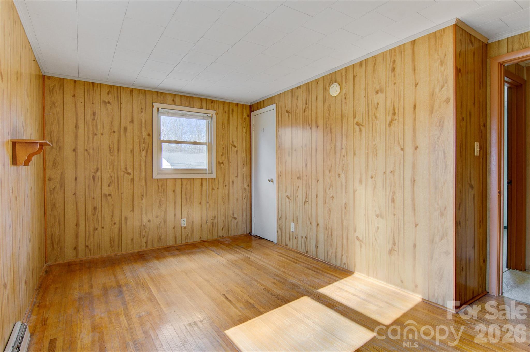 24 W Berkley Street — Granite Falls