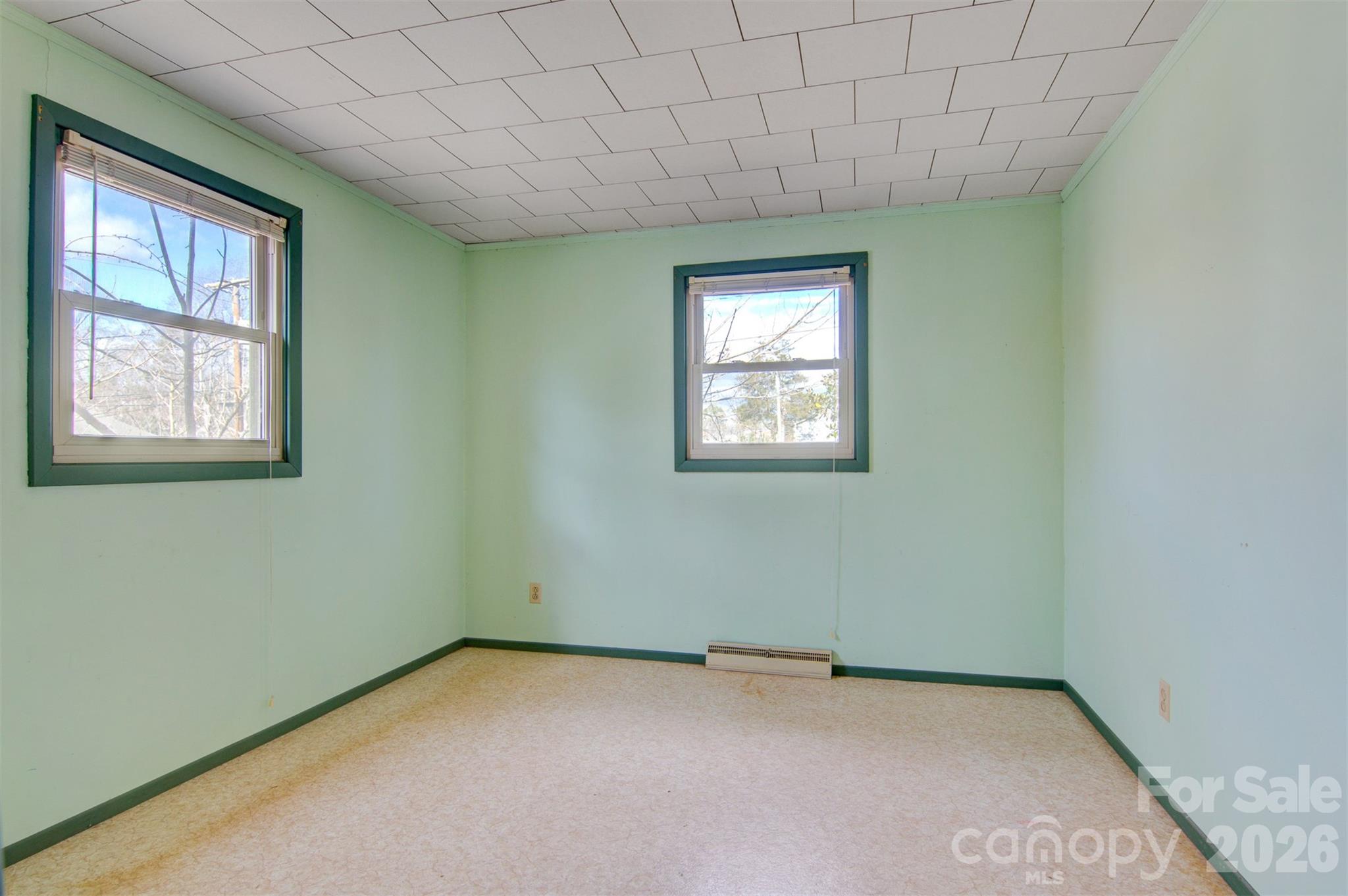 24 W Berkley Street — Granite Falls