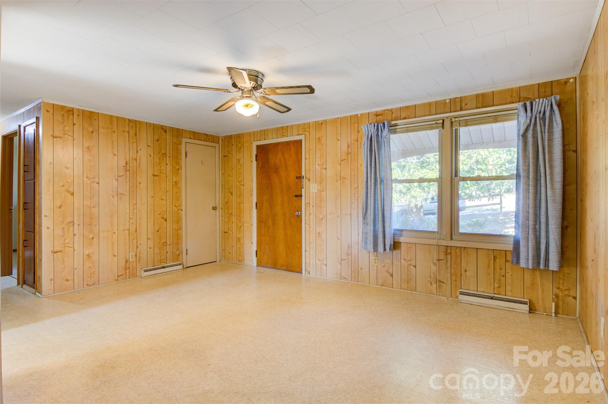 24 W Berkley Street — Granite Falls