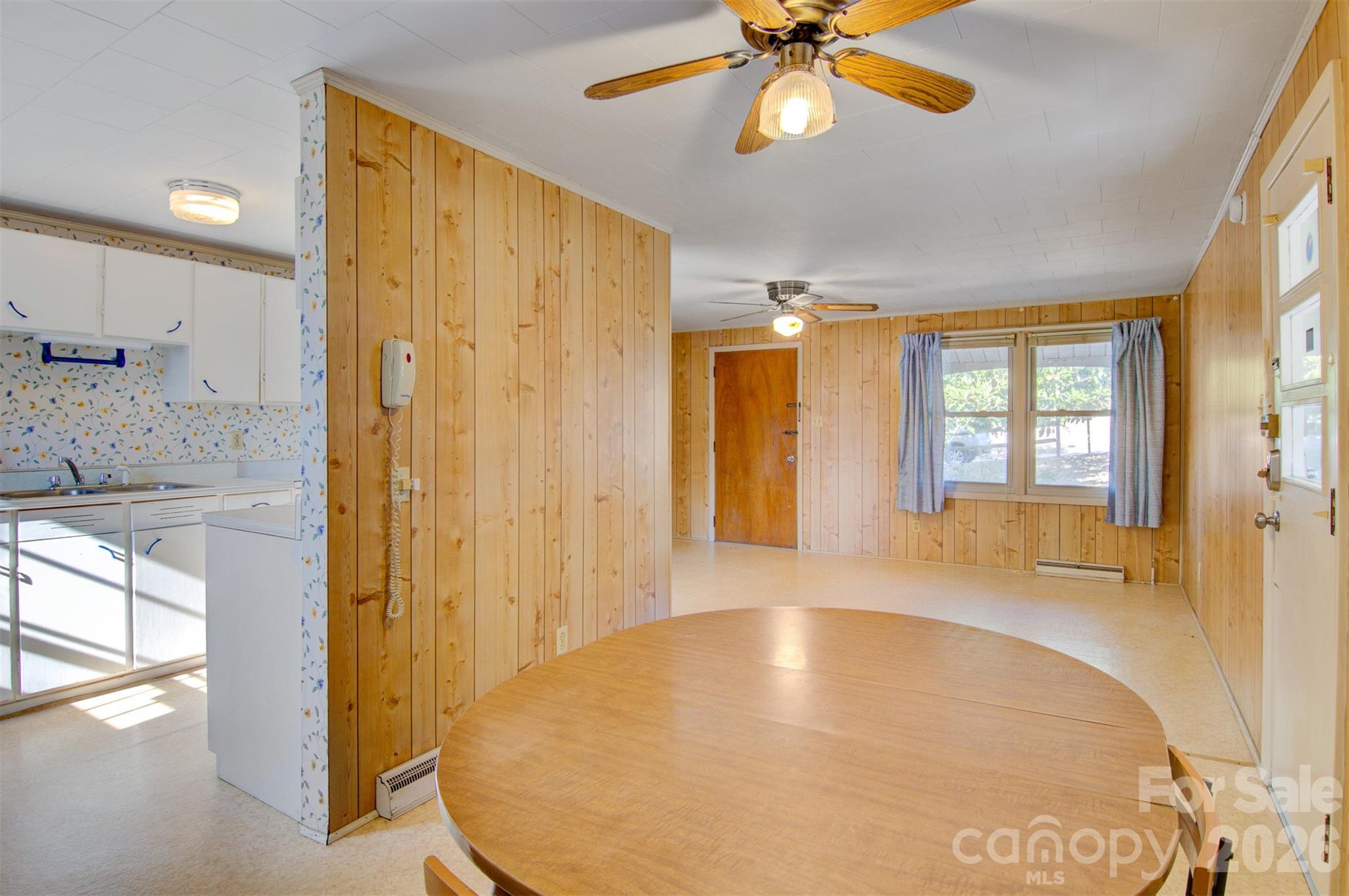 24 W Berkley Street — Granite Falls