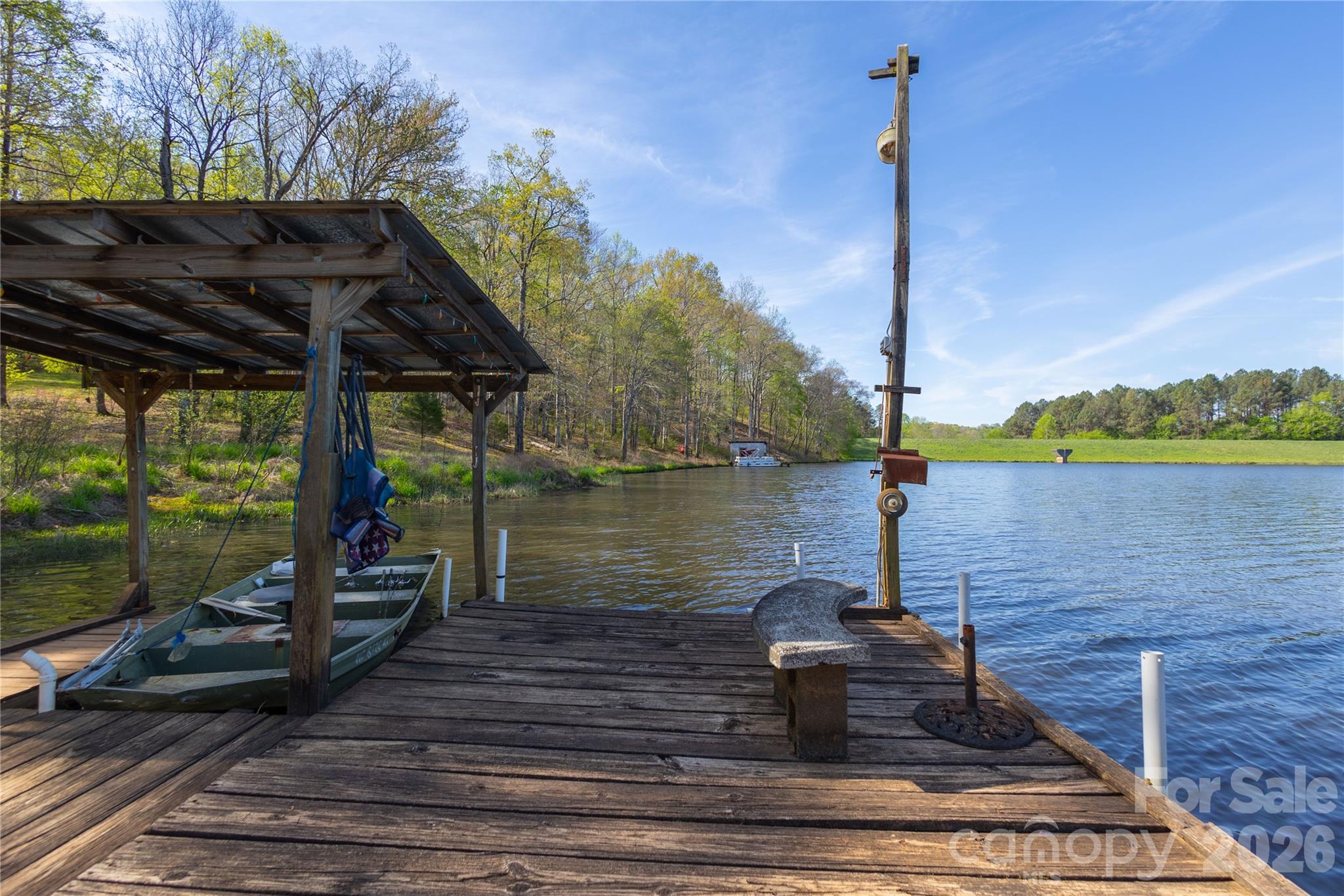 261 Groves Parkway — Union Mills