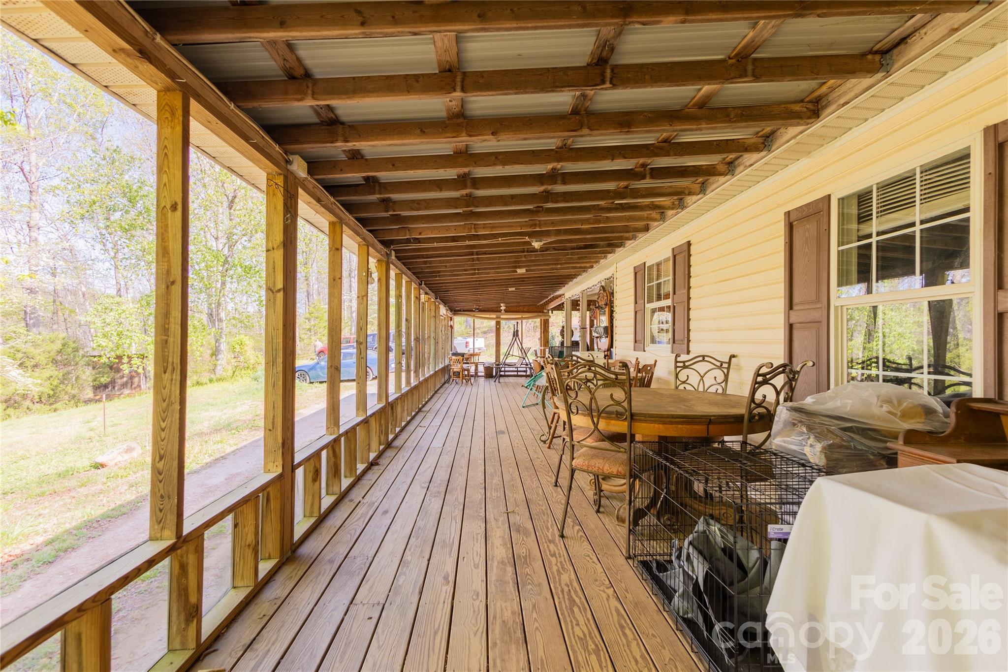 261 Groves Parkway — Union Mills