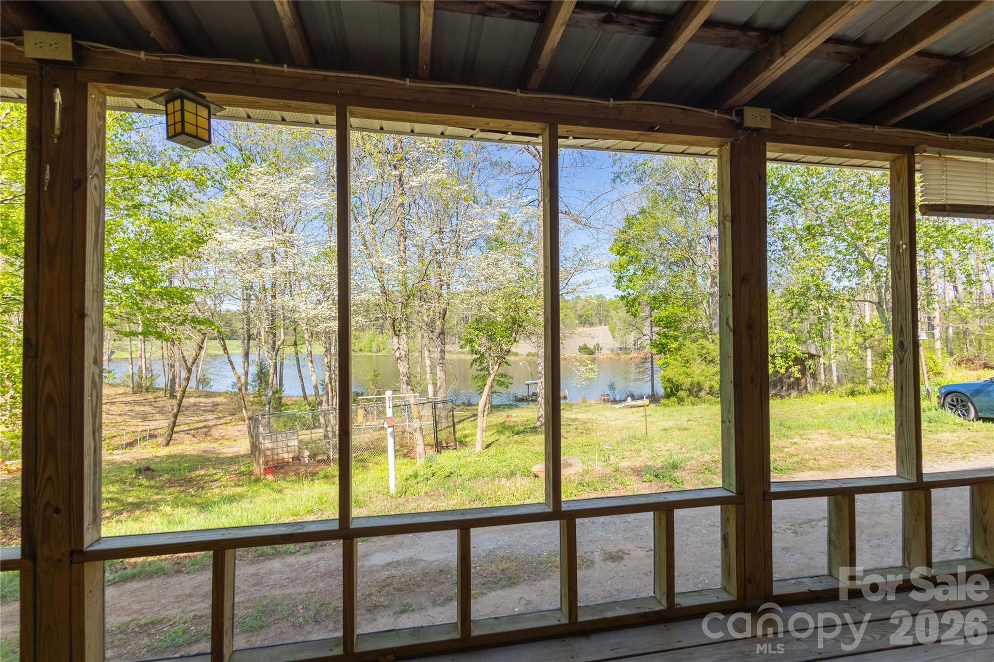 261 Groves Parkway — Union Mills