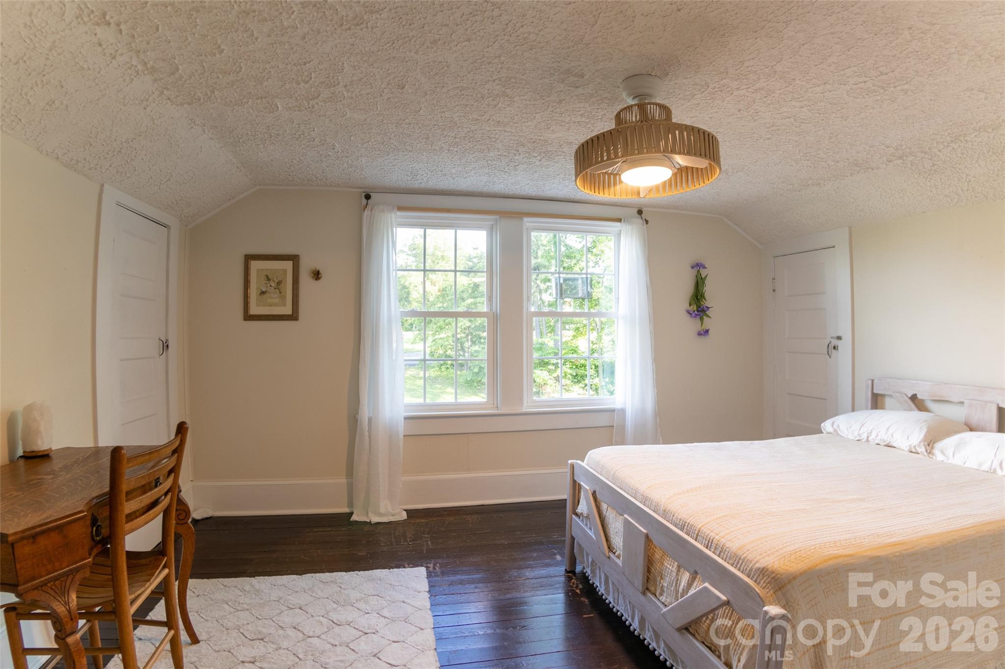 102 Cuthberson Street — Morganton