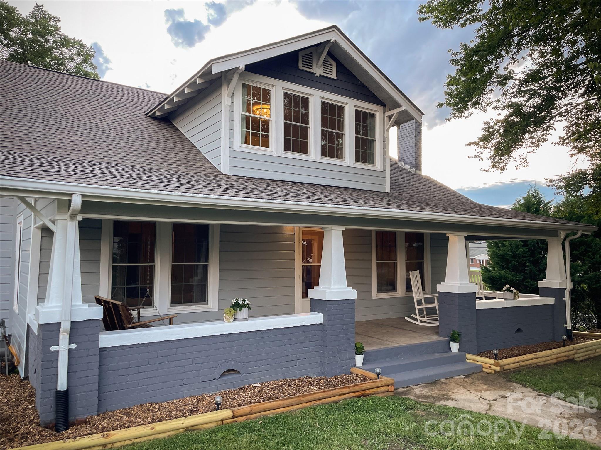 102 Cuthberson Street — Morganton