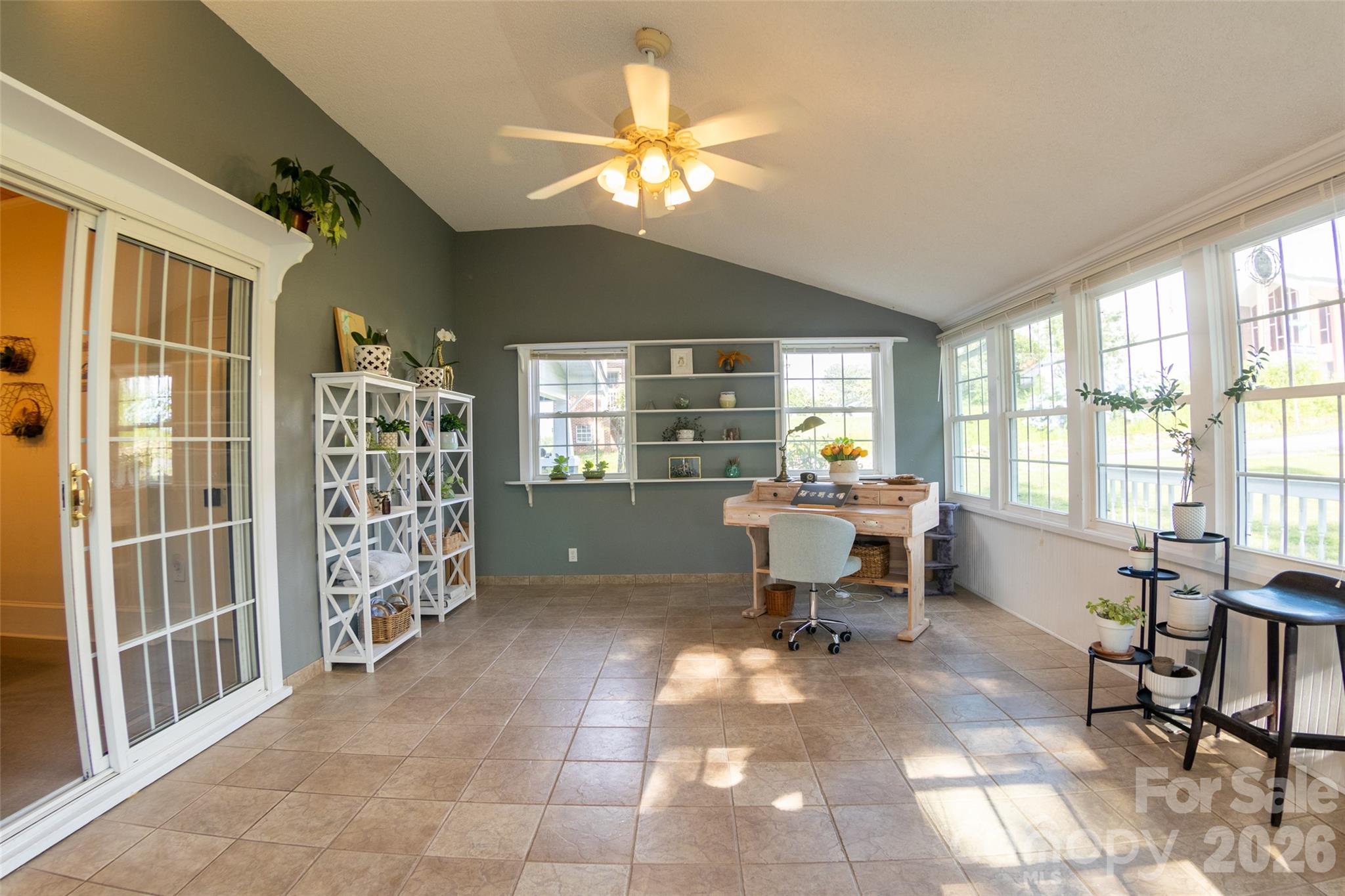 102 Cuthberson Street — Morganton