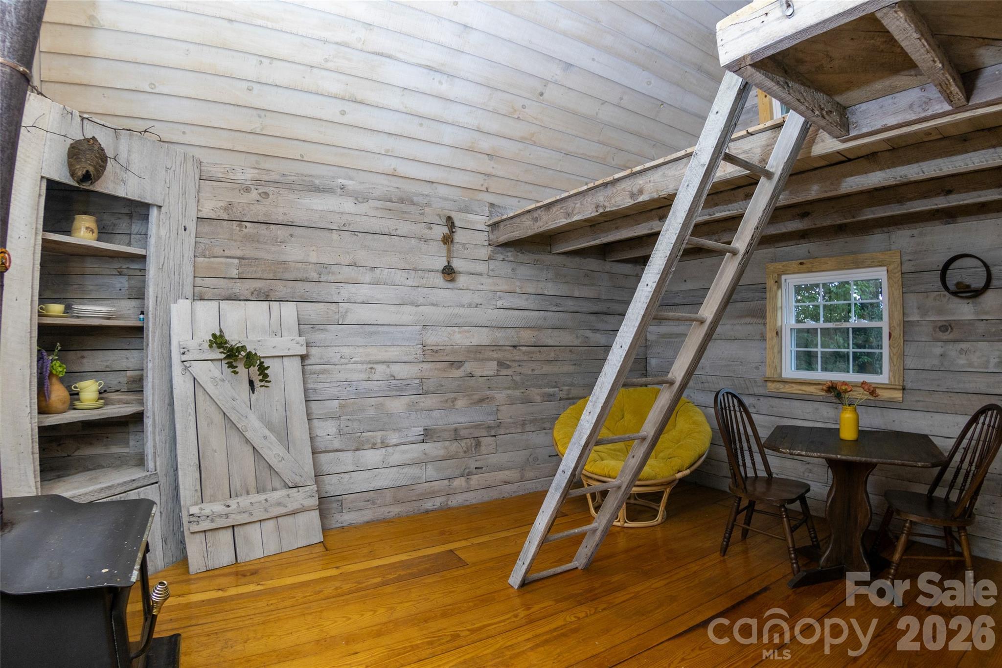 102 Cuthberson Street — Morganton