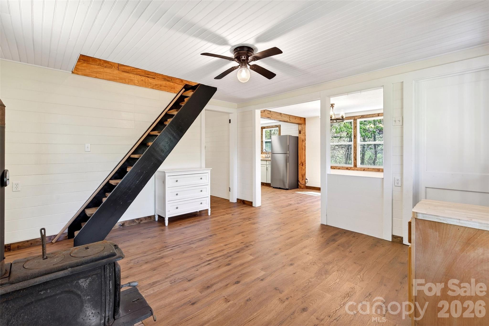488 Cad Campbell Road — Bakersville