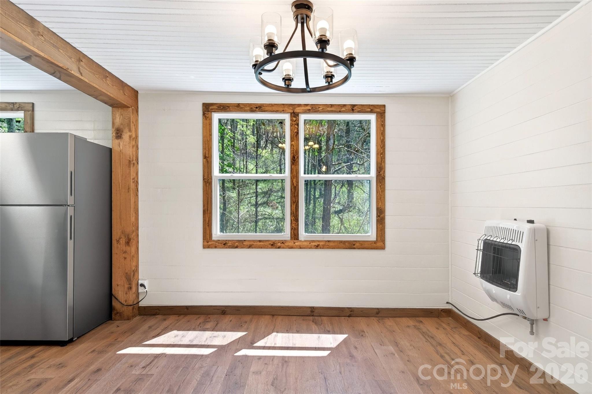 488 Cad Campbell Road — Bakersville