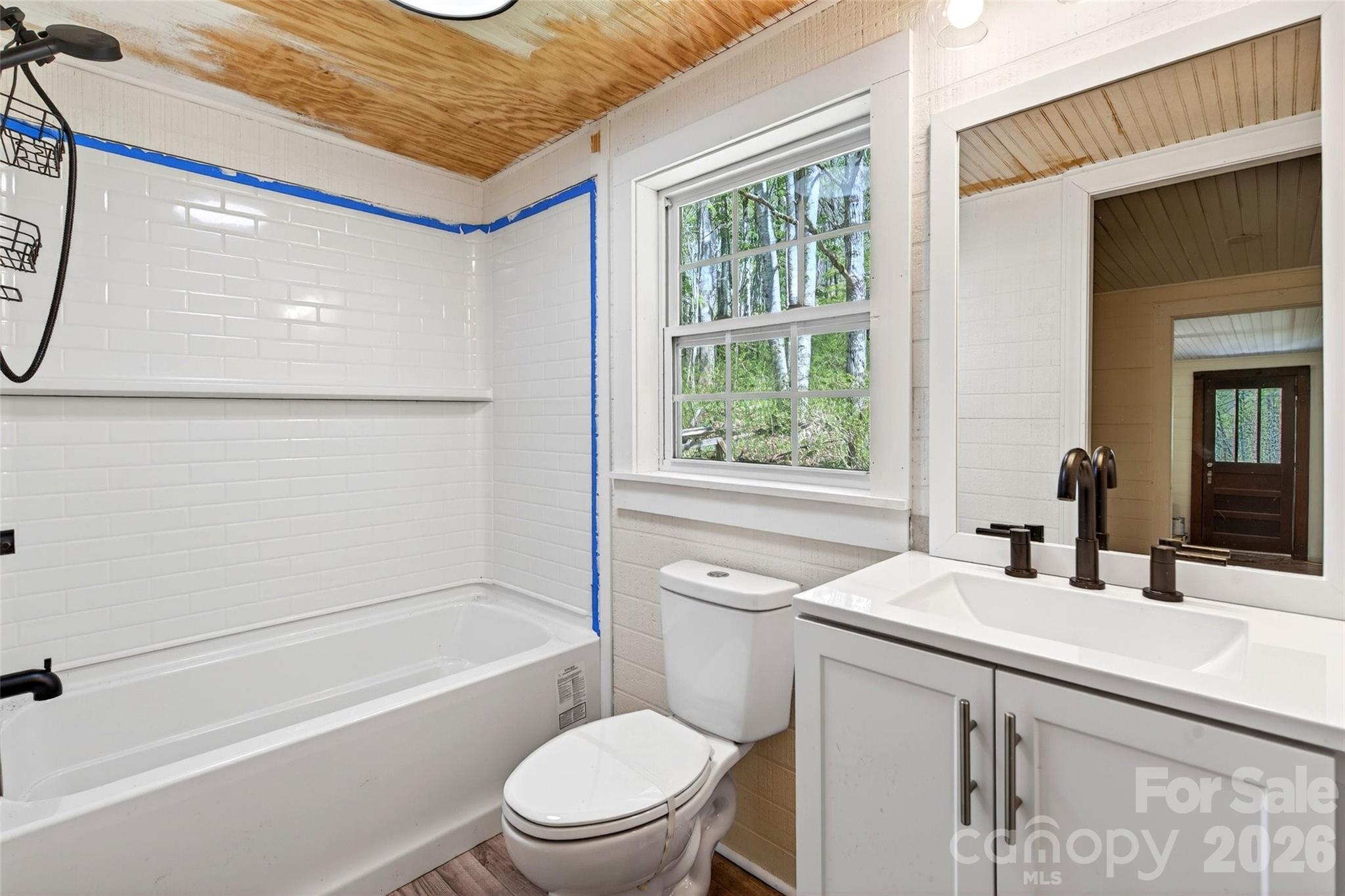488 Cad Campbell Road — Bakersville